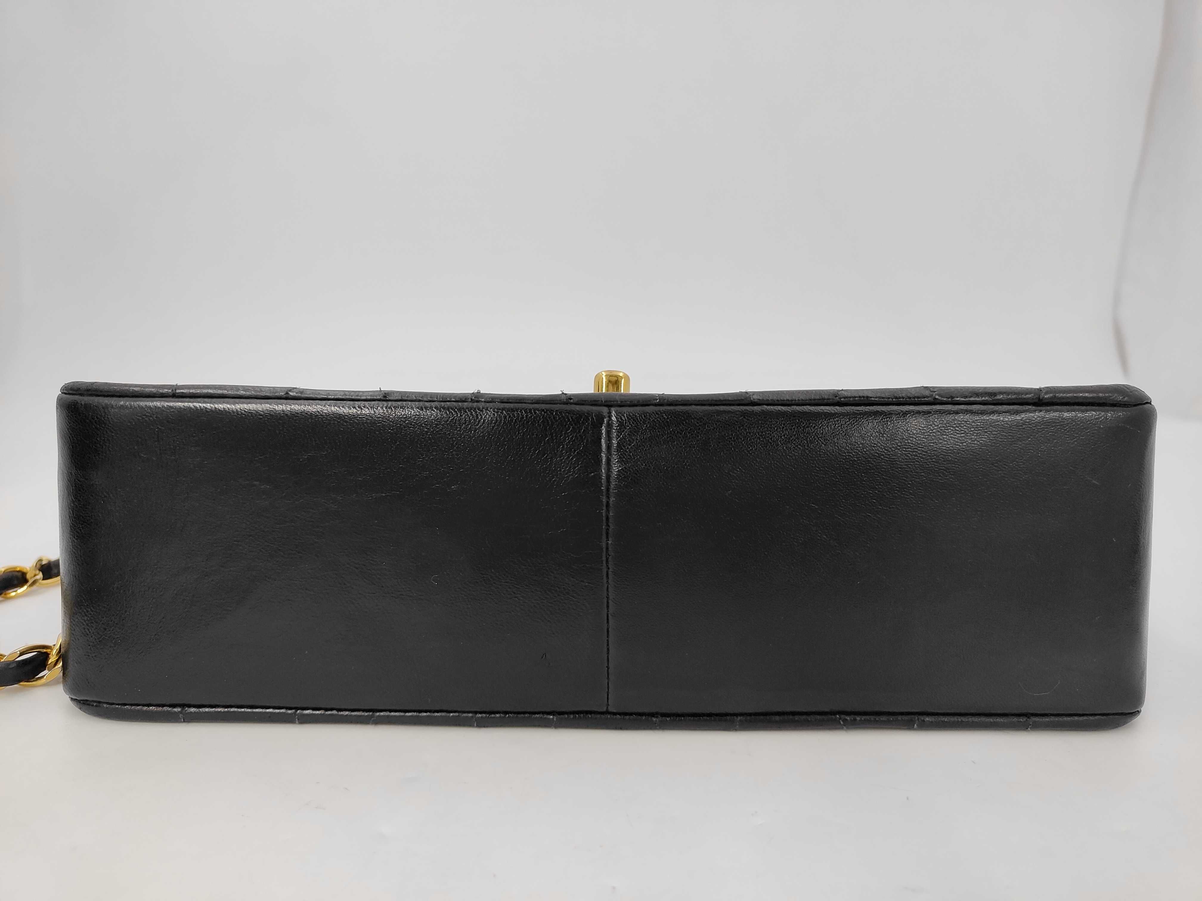 Matelassé 25 Diana No. 2 Chain Shoulder Bag — view 7
