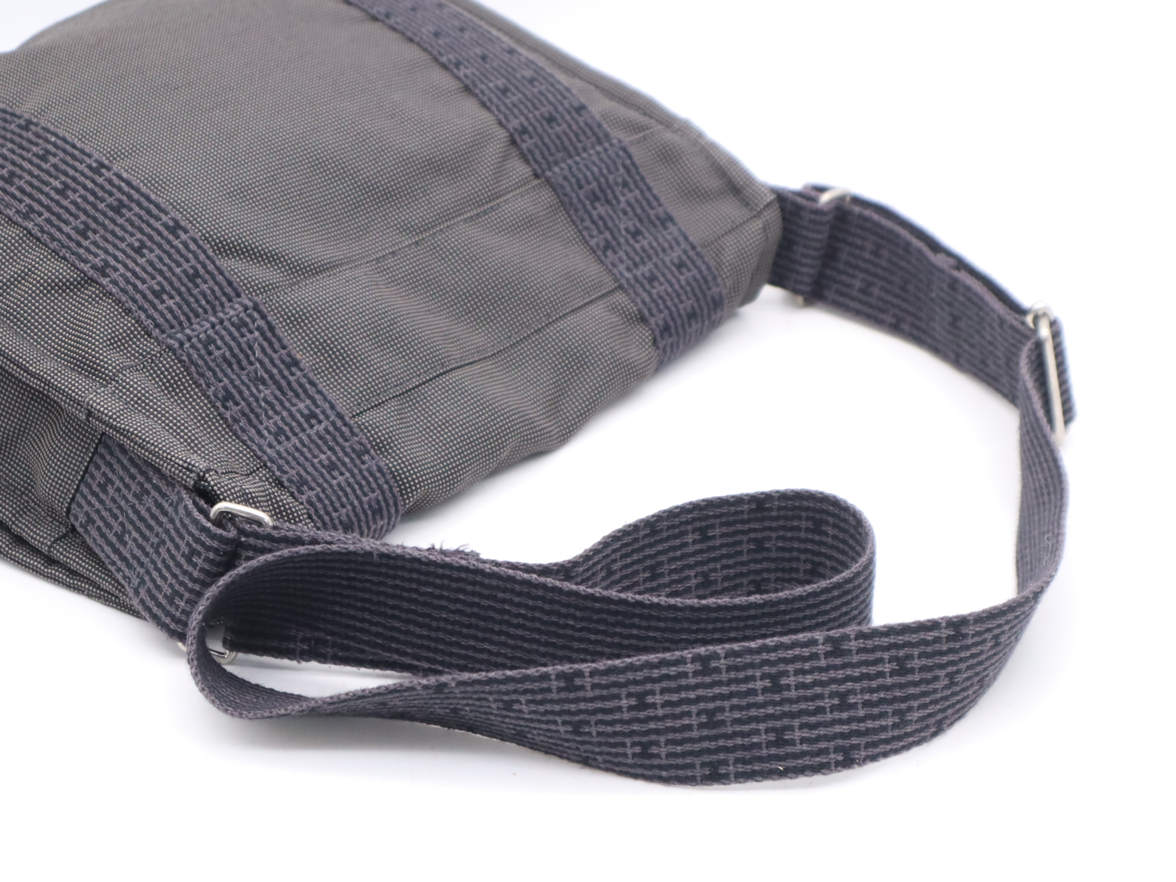 Canvas x Leather Herline Bassas PM Grey Silver Hardware Shoulder Bag — view 6