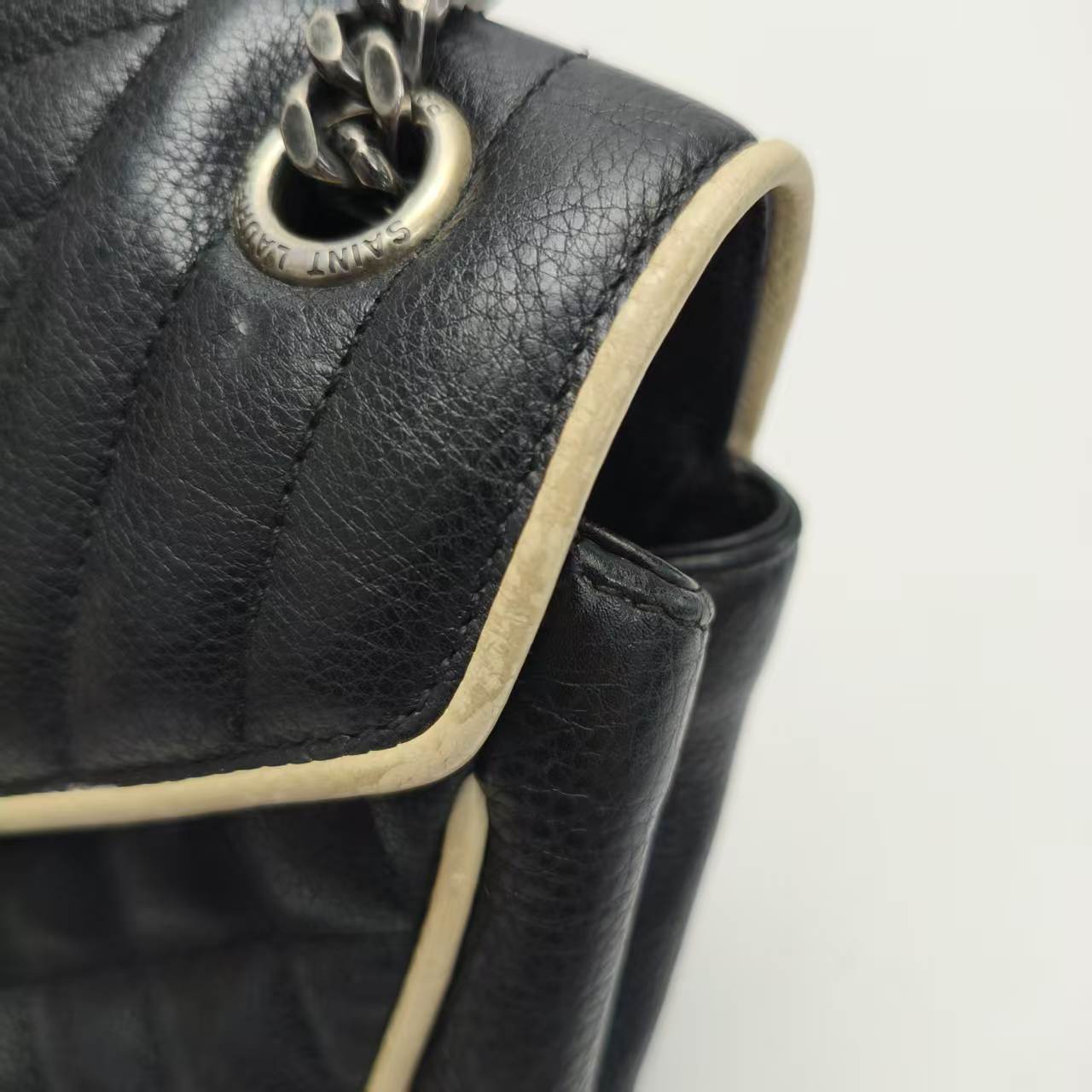 【*Shipped from: China*】Yves Saint Laurent Envelope Leather Shoulder Bag — view 14