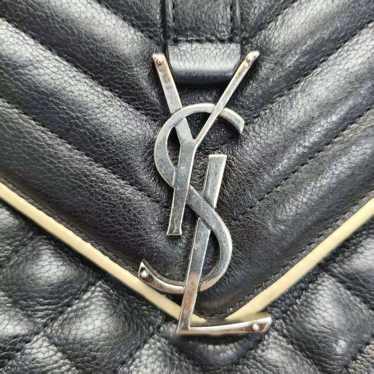 【*Shipped from: China*】Yves Saint Laurent Envelope Leather Shoulder Bag — view 15