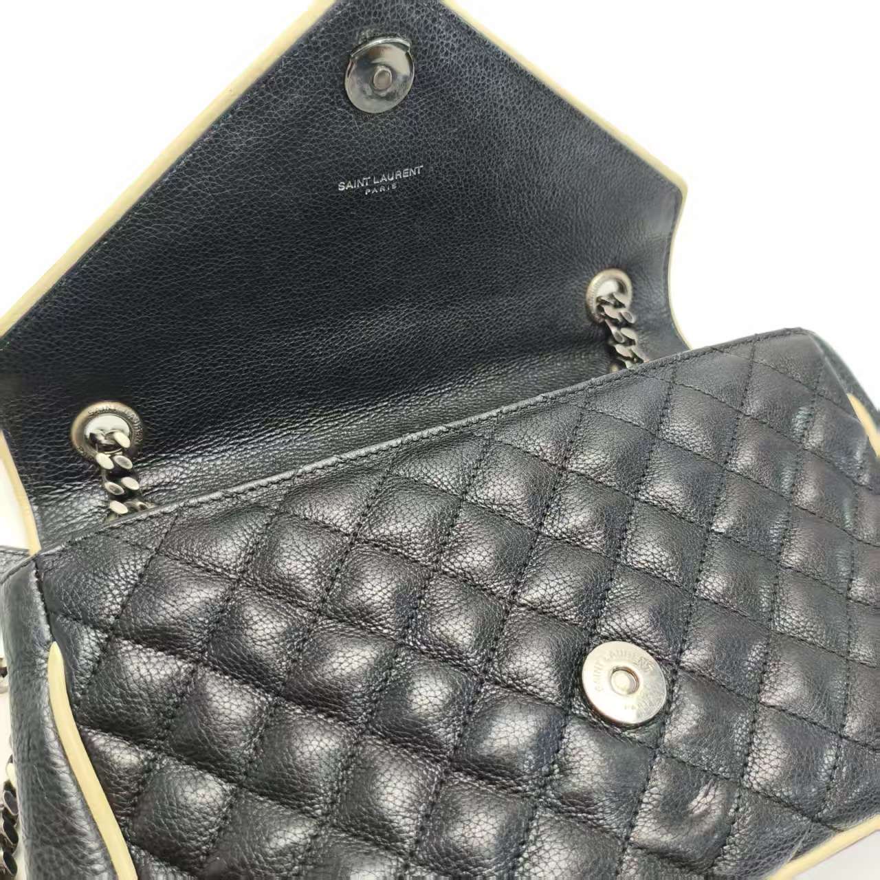 【*Shipped from: China*】Yves Saint Laurent Envelope Leather Shoulder Bag — view 9