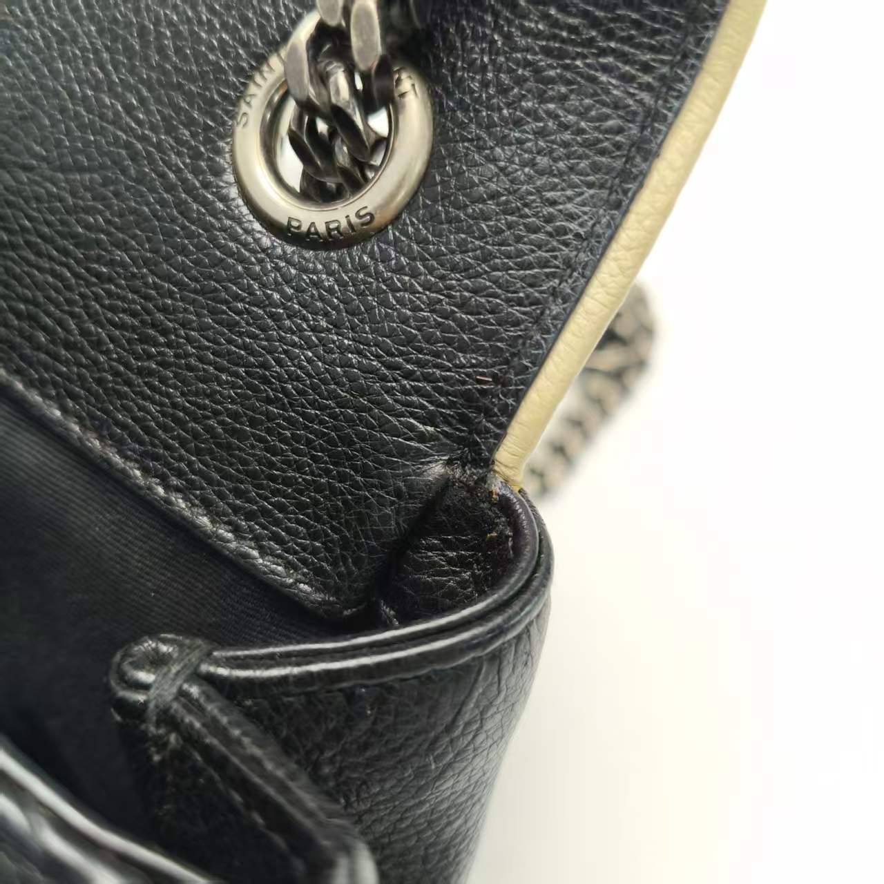 【*Shipped from: China*】Yves Saint Laurent Envelope Leather Shoulder Bag — view 10
