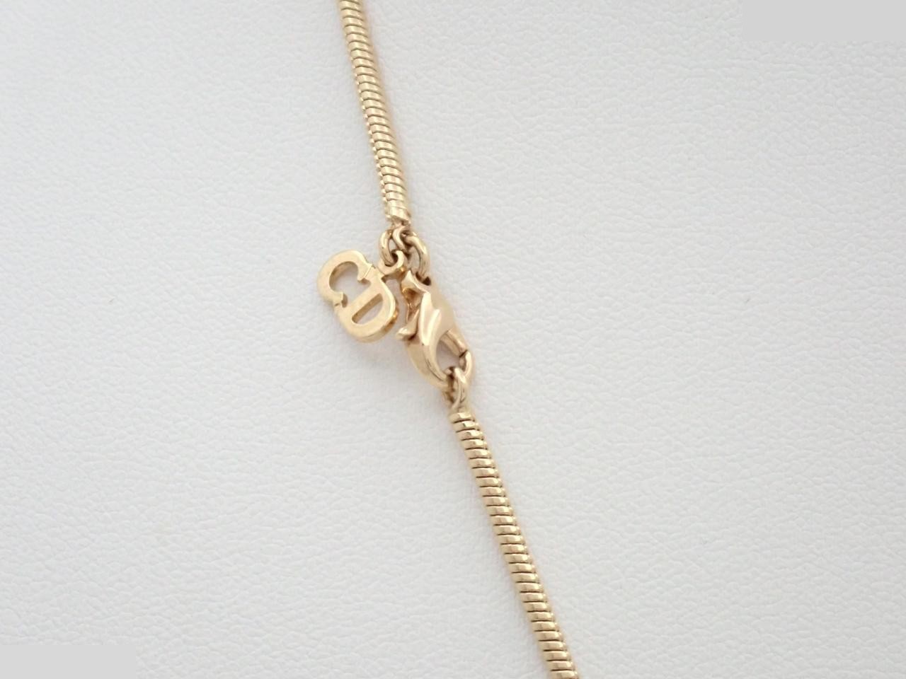 Necklace, neck circumference approximately 60 cm — view 2