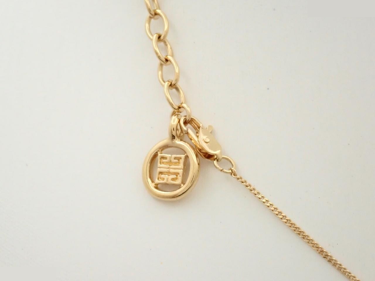 Other lines: Precious metals, necklaces, pendants, chain approximately 46cm. — view 2