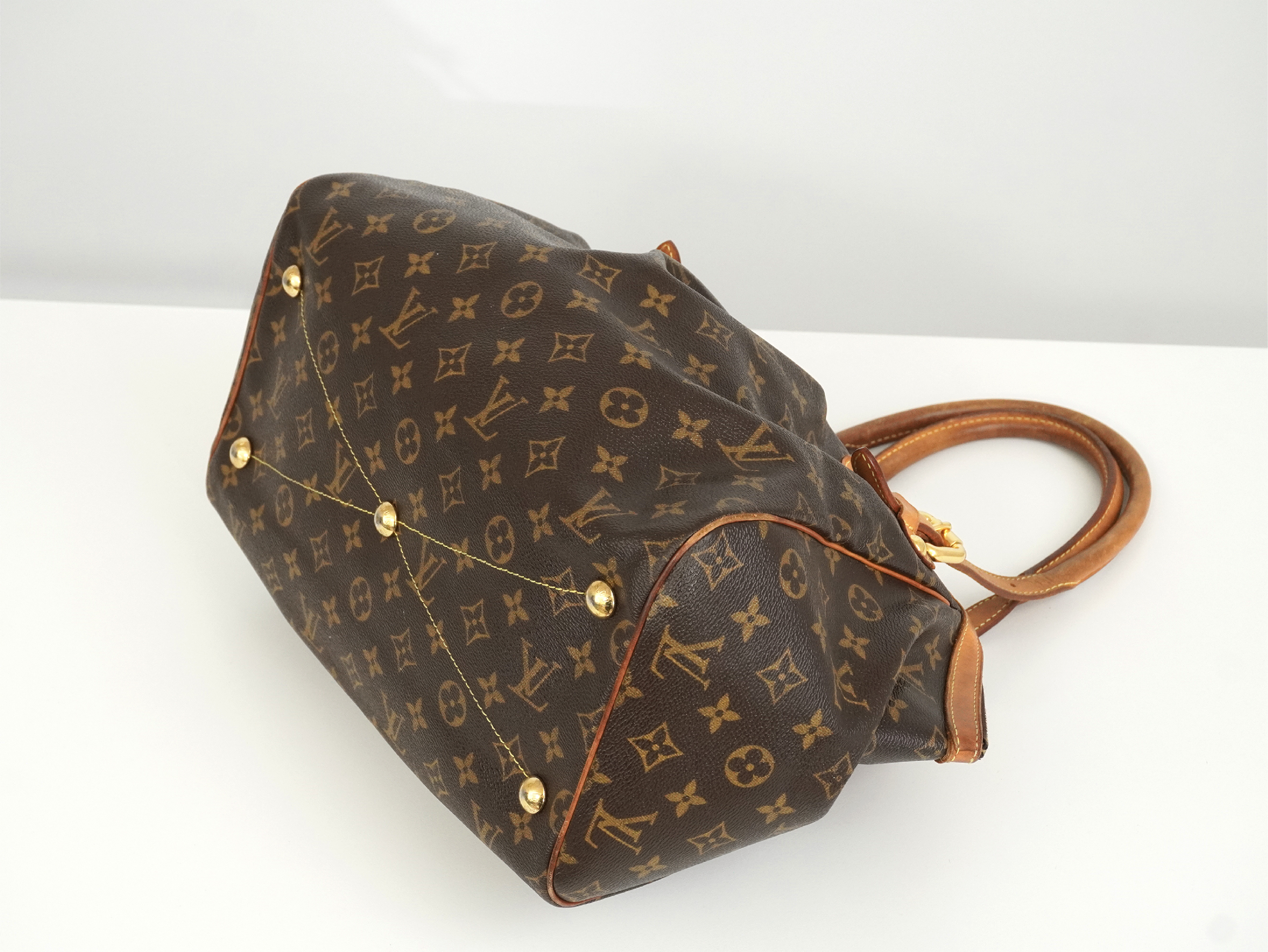 Monogram Tivoli GM M40144 Handbag — view 13