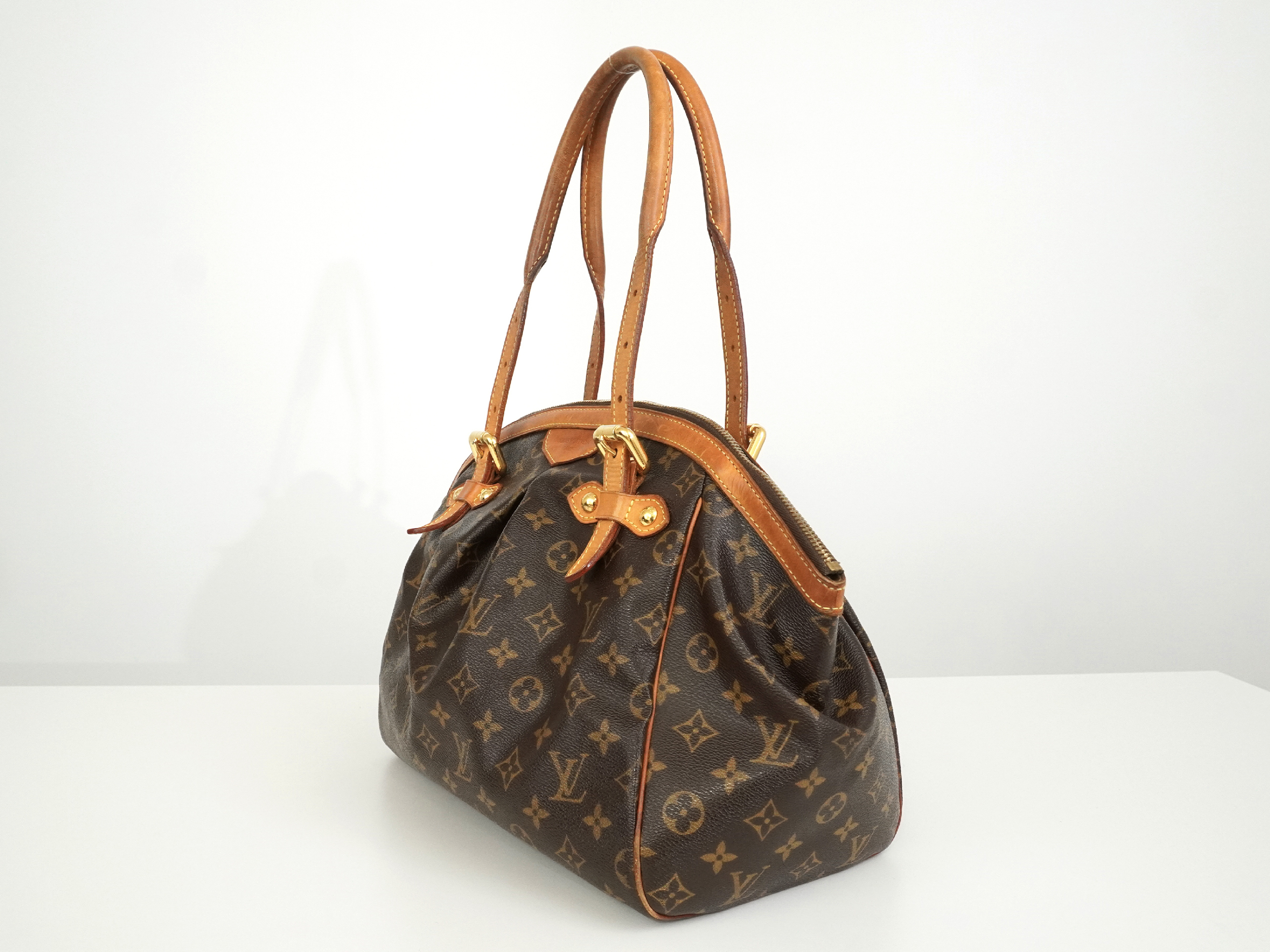 Monogram Tivoli GM M40144 Handbag — view 9