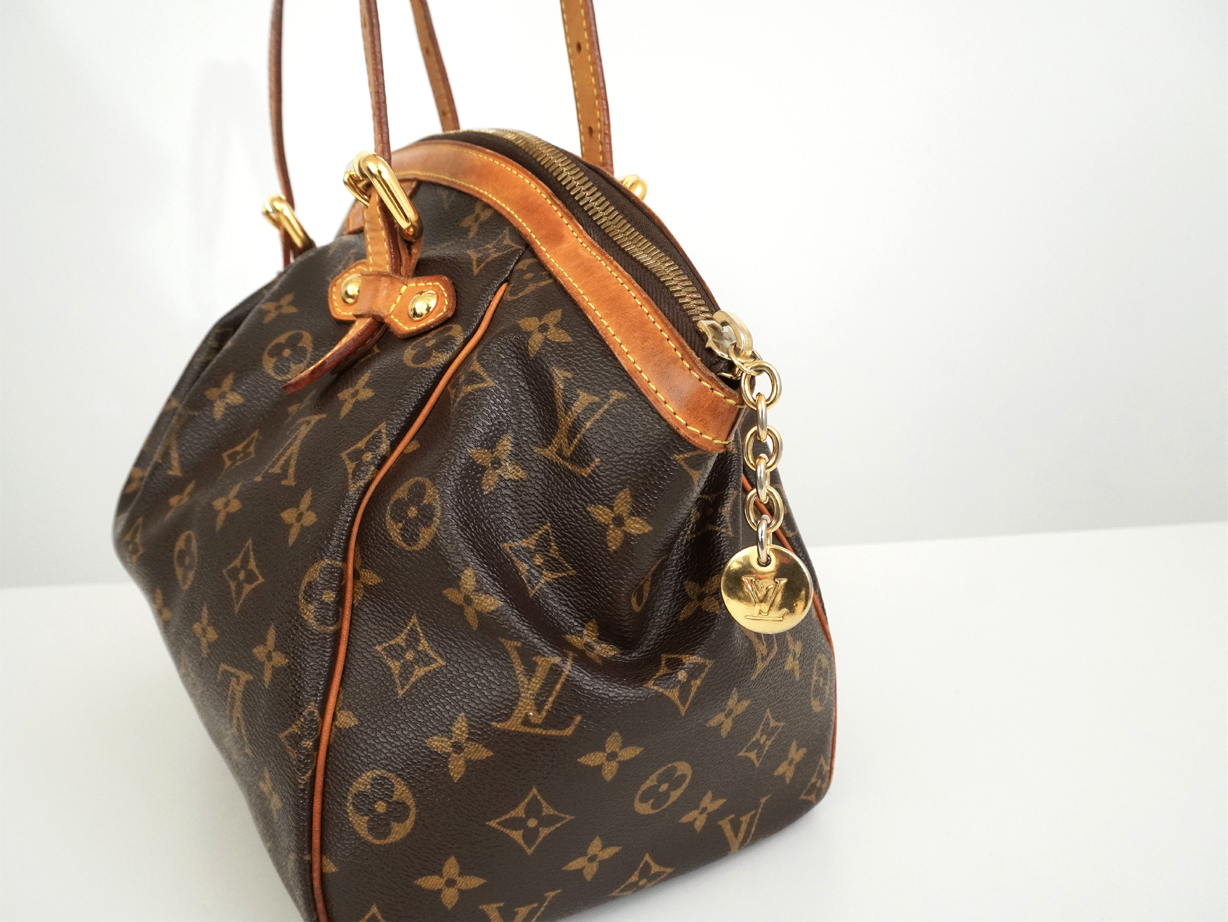 Monogram Tivoli GM M40144 Handbag — view 10