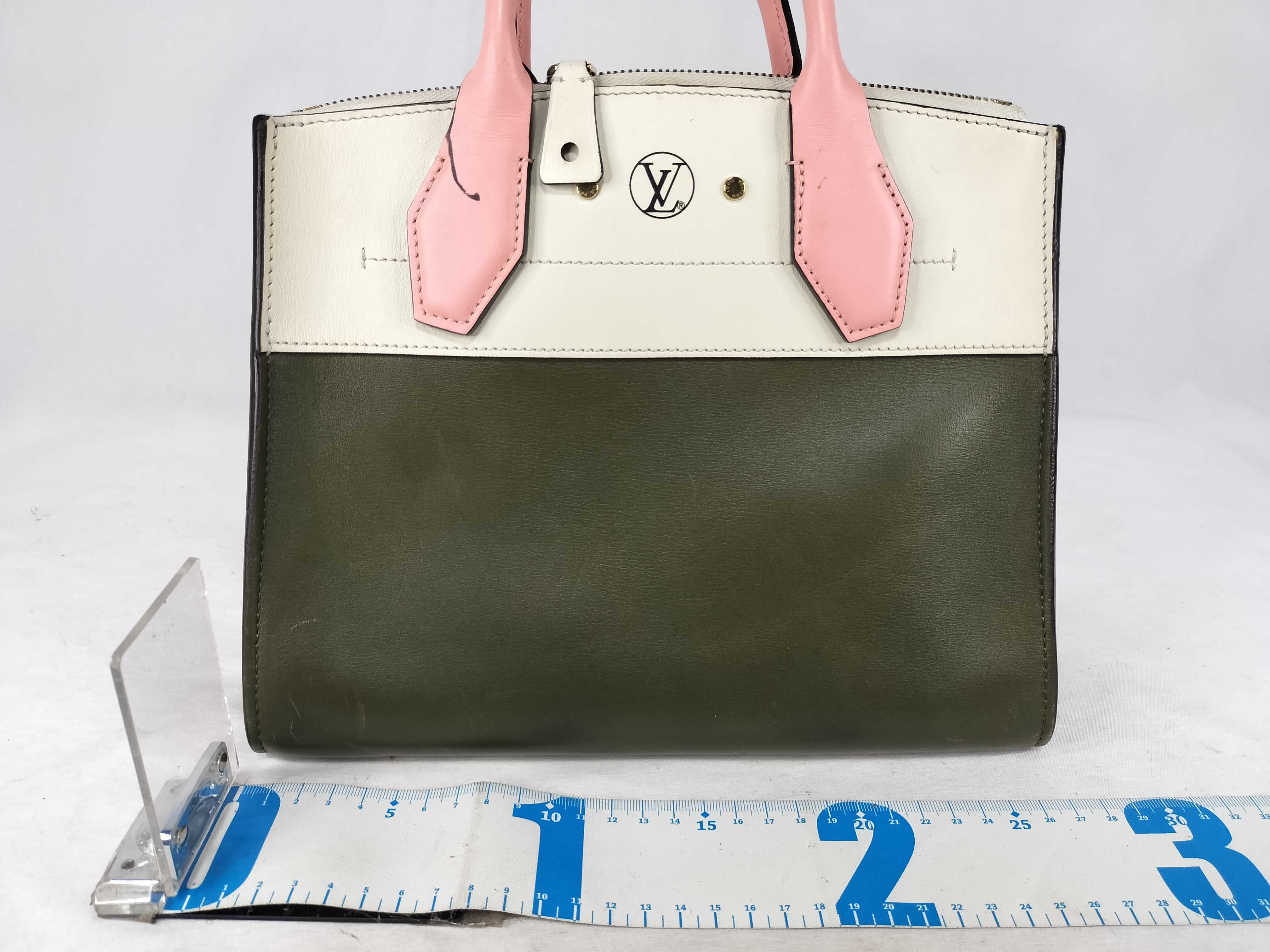 Taurillon City Steamer Pink/Green Handbag — view 2