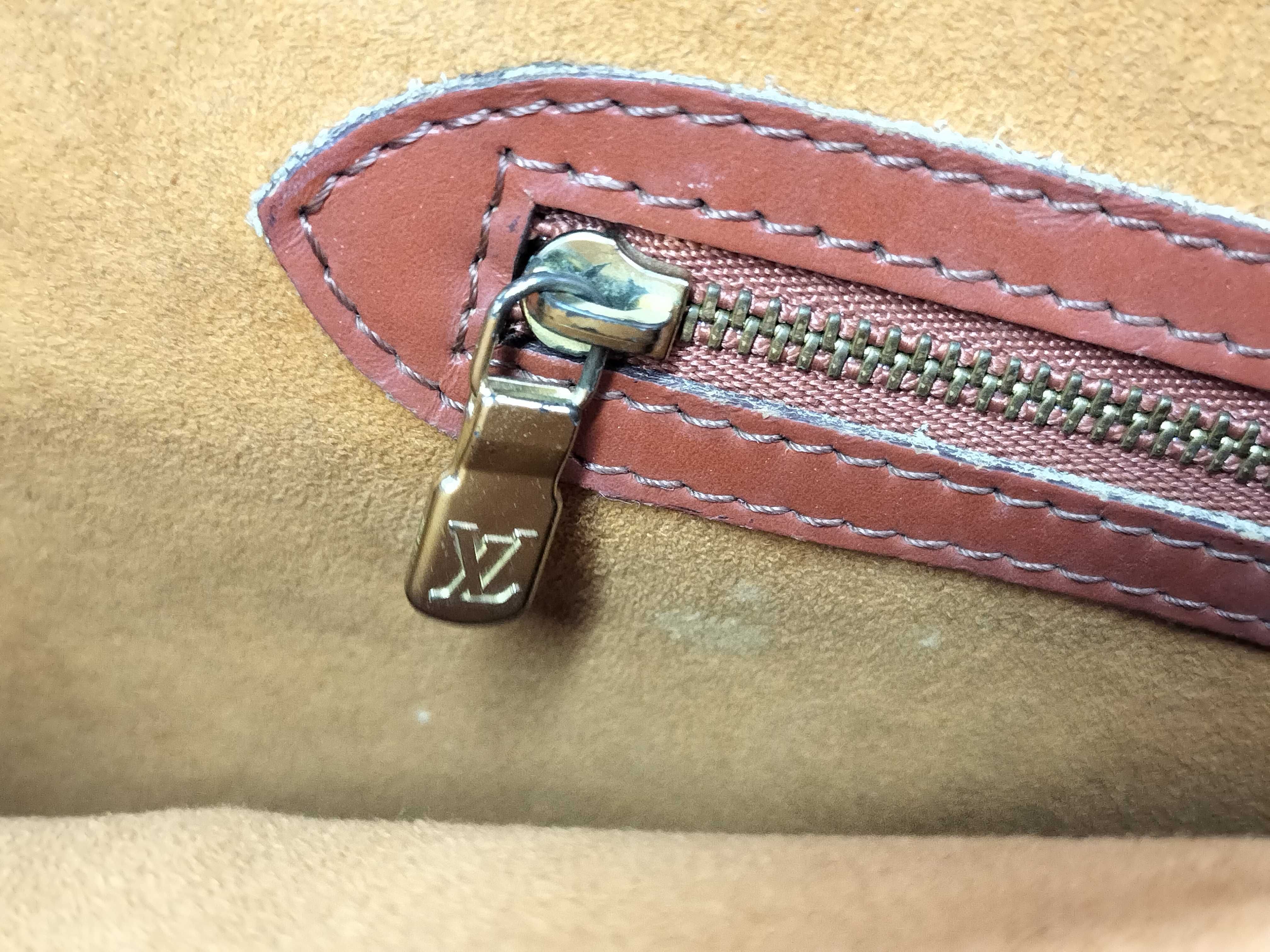 Epi Saint Jacques Shopping M52263 Shoulder Bag Tote Bag — view 12