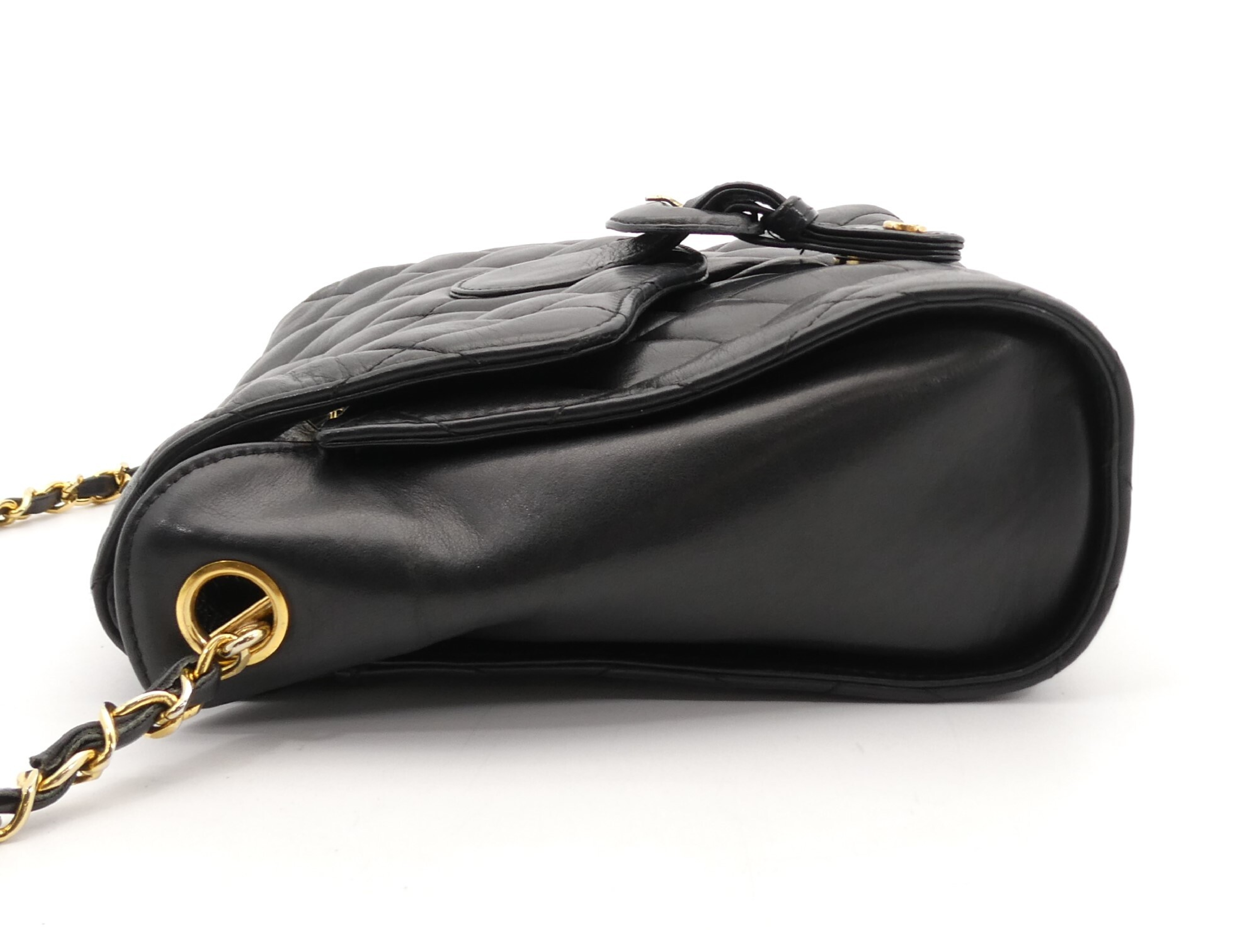 Matelassé Coco Mark Chain Shoulder Bag — view 3
