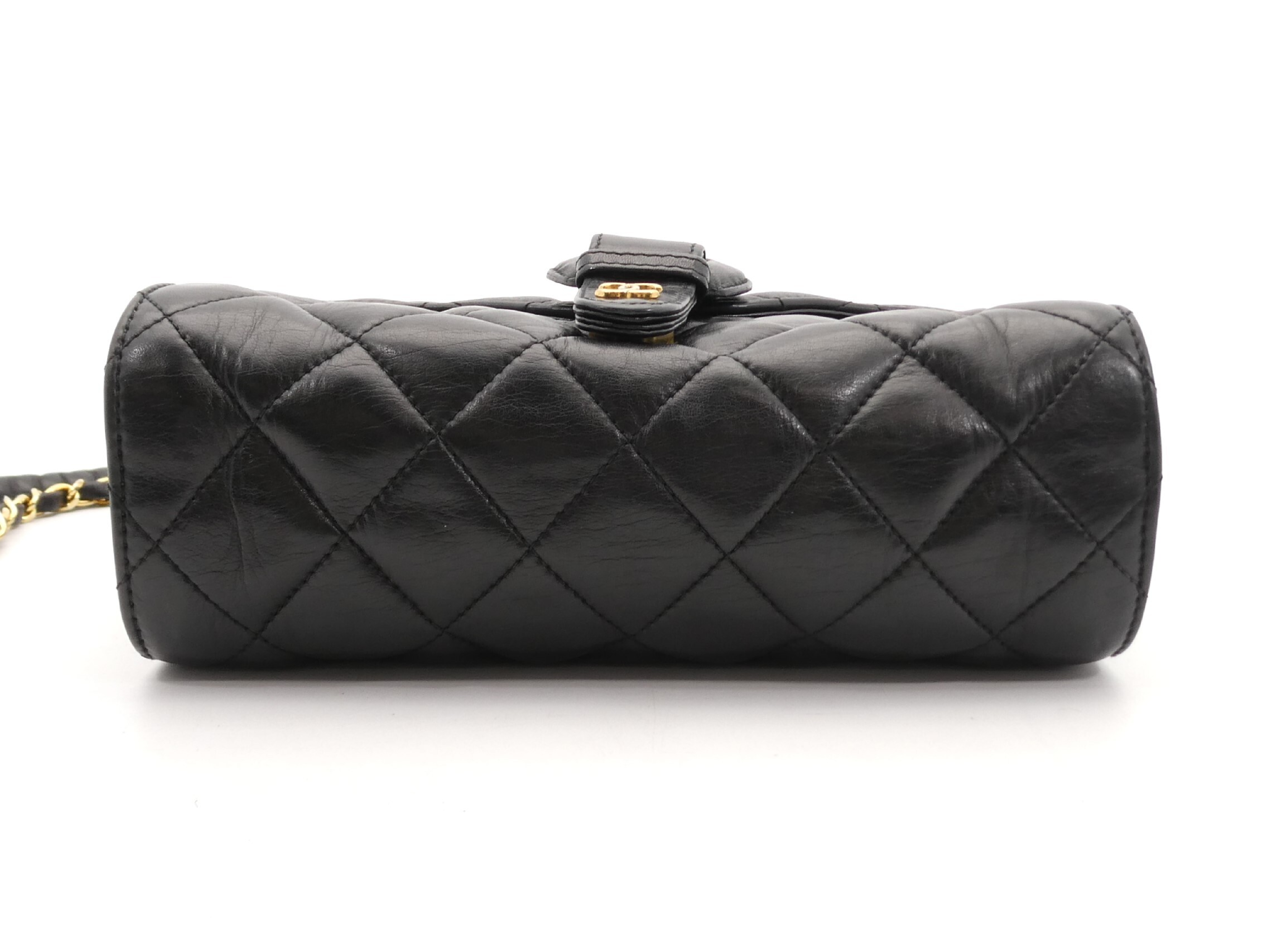 Matelassé Coco Mark Chain Shoulder Bag — view 5