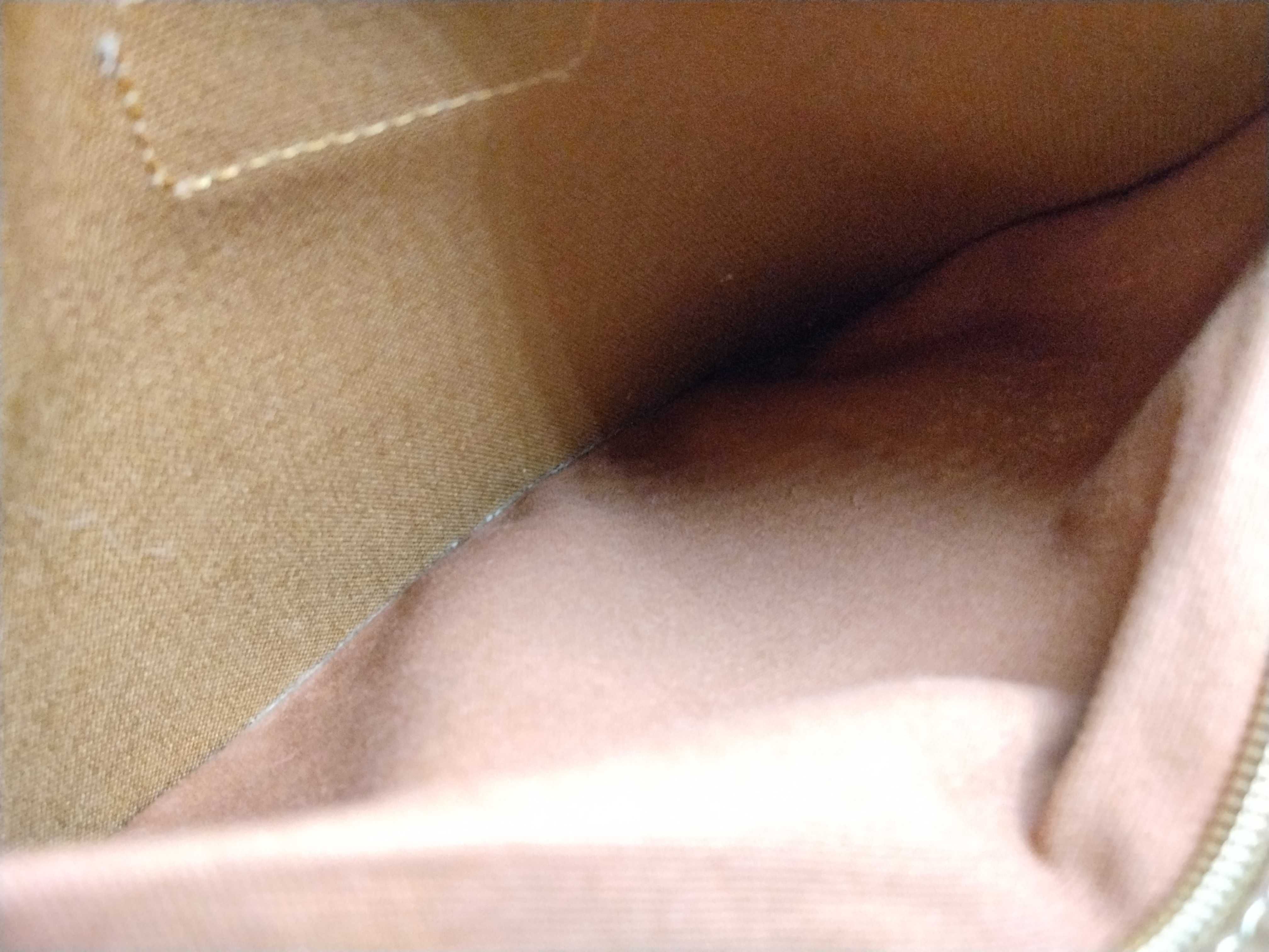 Honeycomb Pattern Boston Bag — view 11