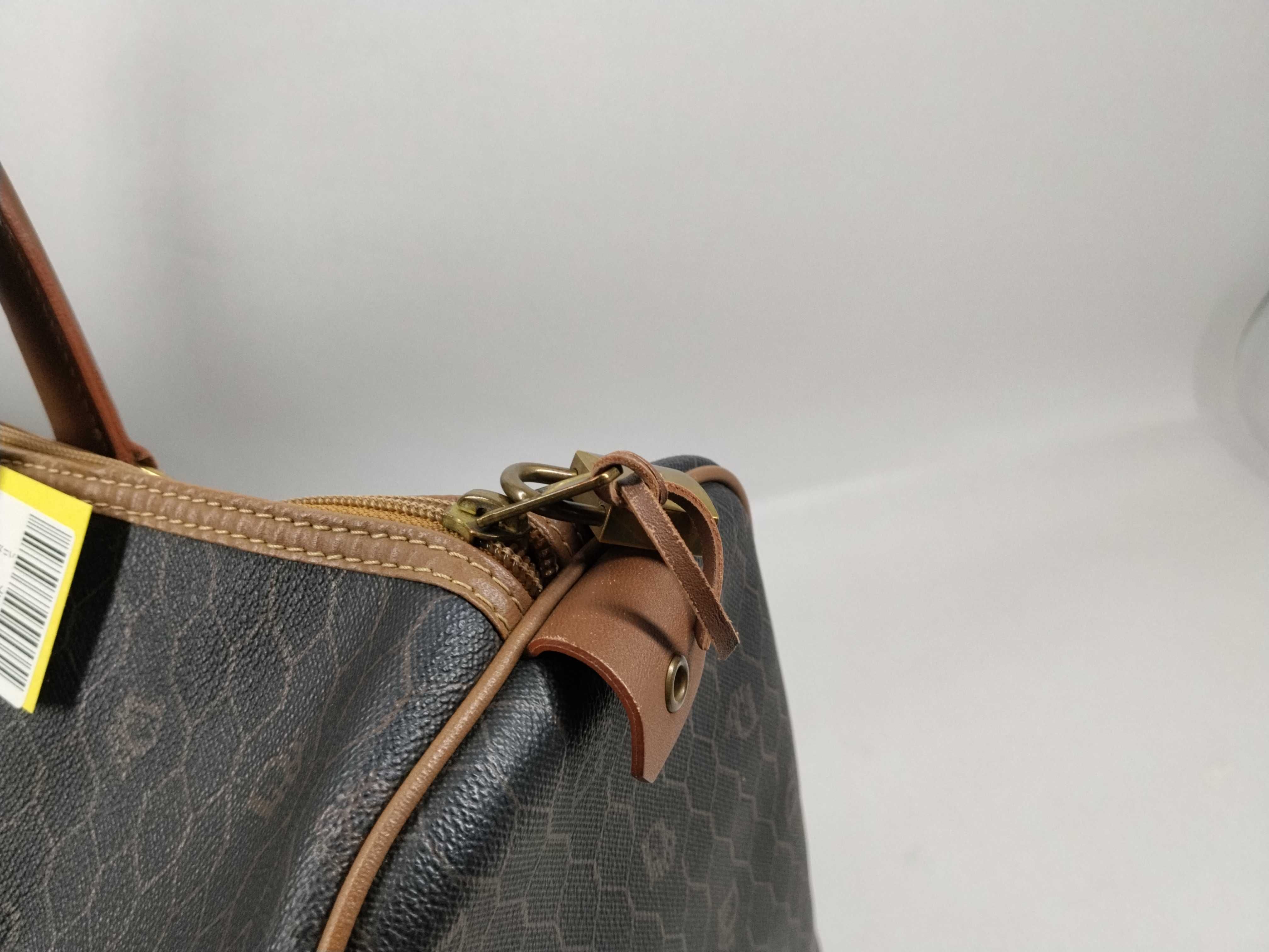 Honeycomb Pattern Boston Bag — view 5