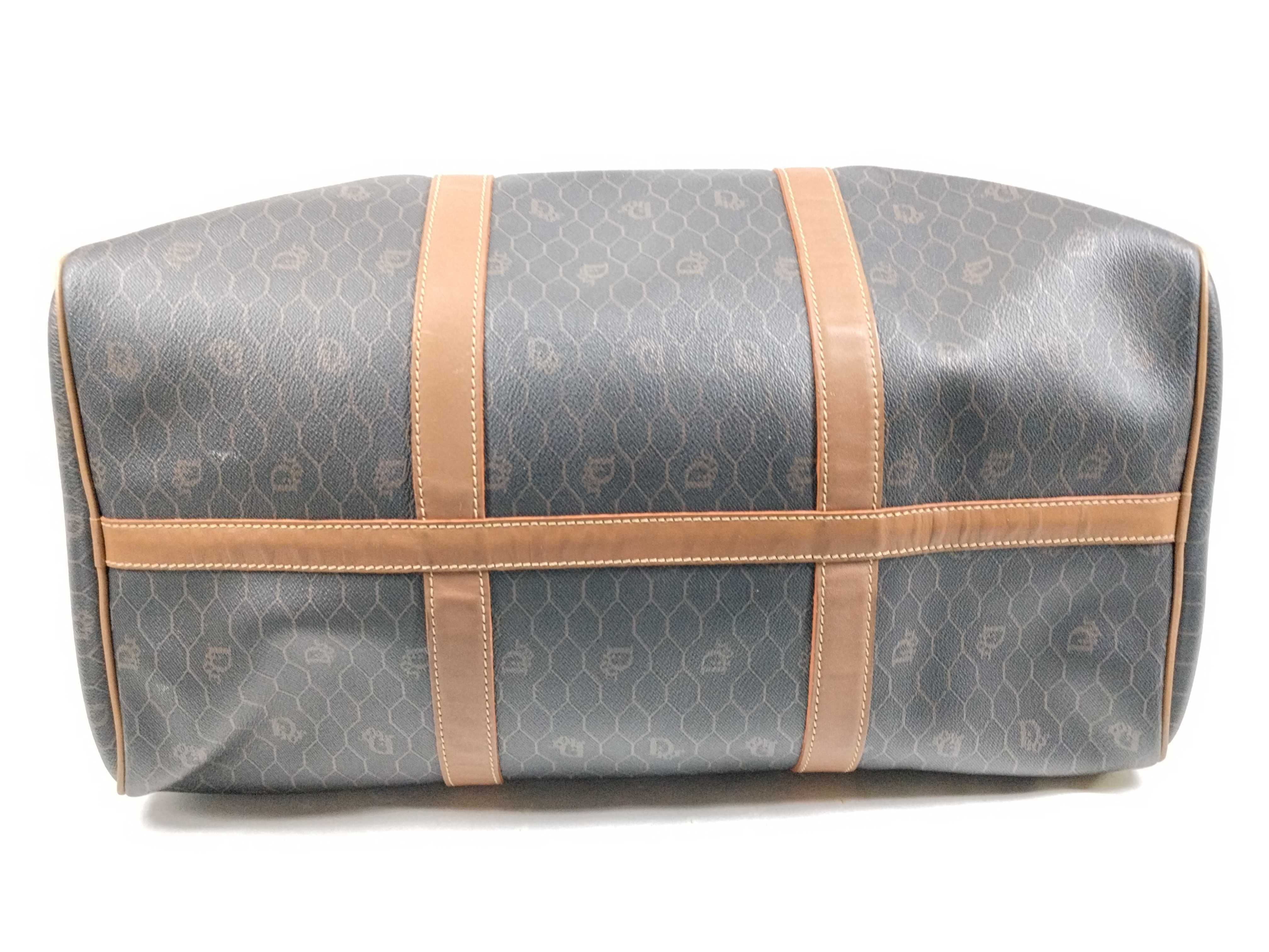 Honeycomb Pattern Boston Bag — view 9