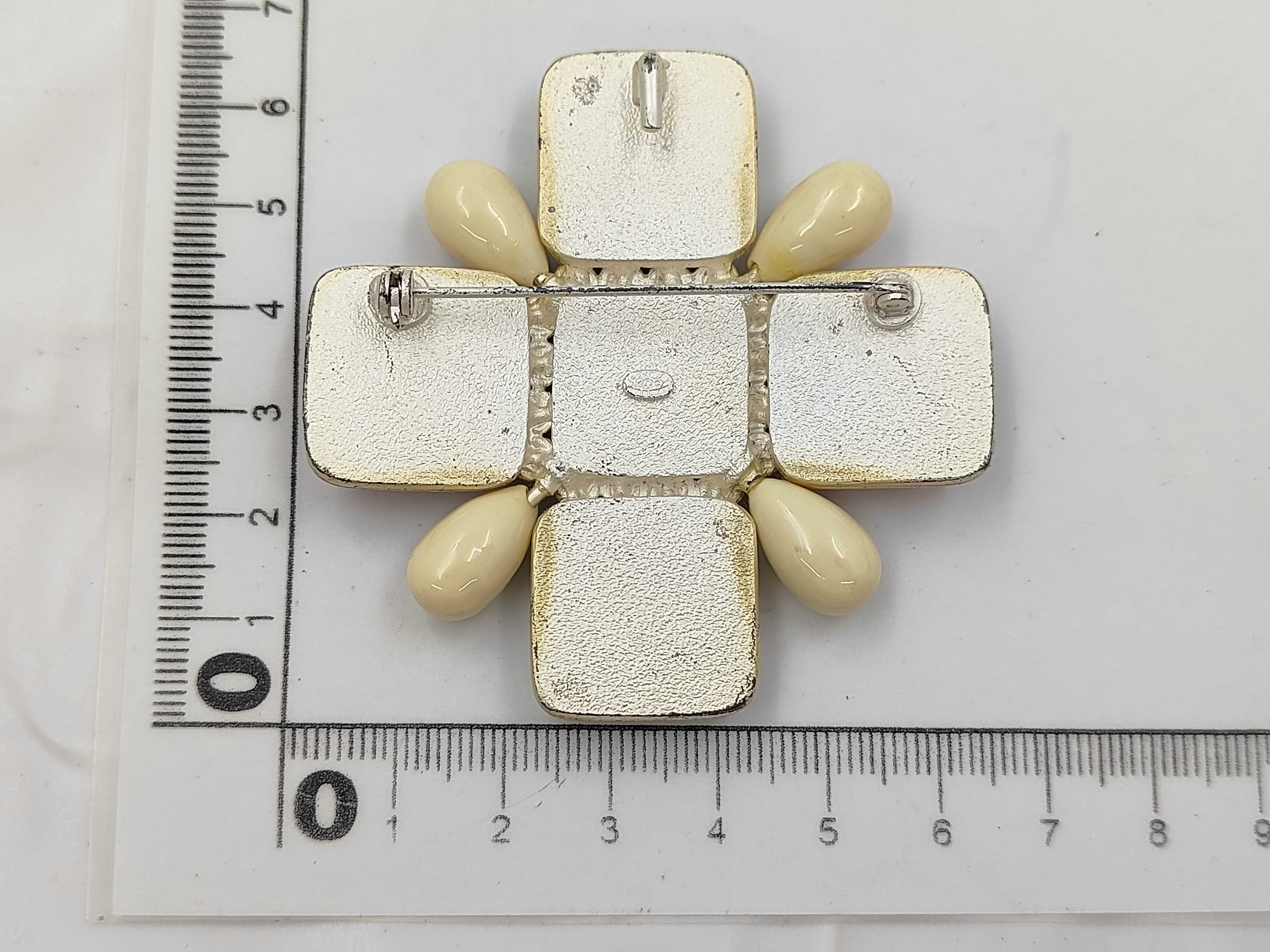 Coco Mark Multicolor Cross Brooch — view 5