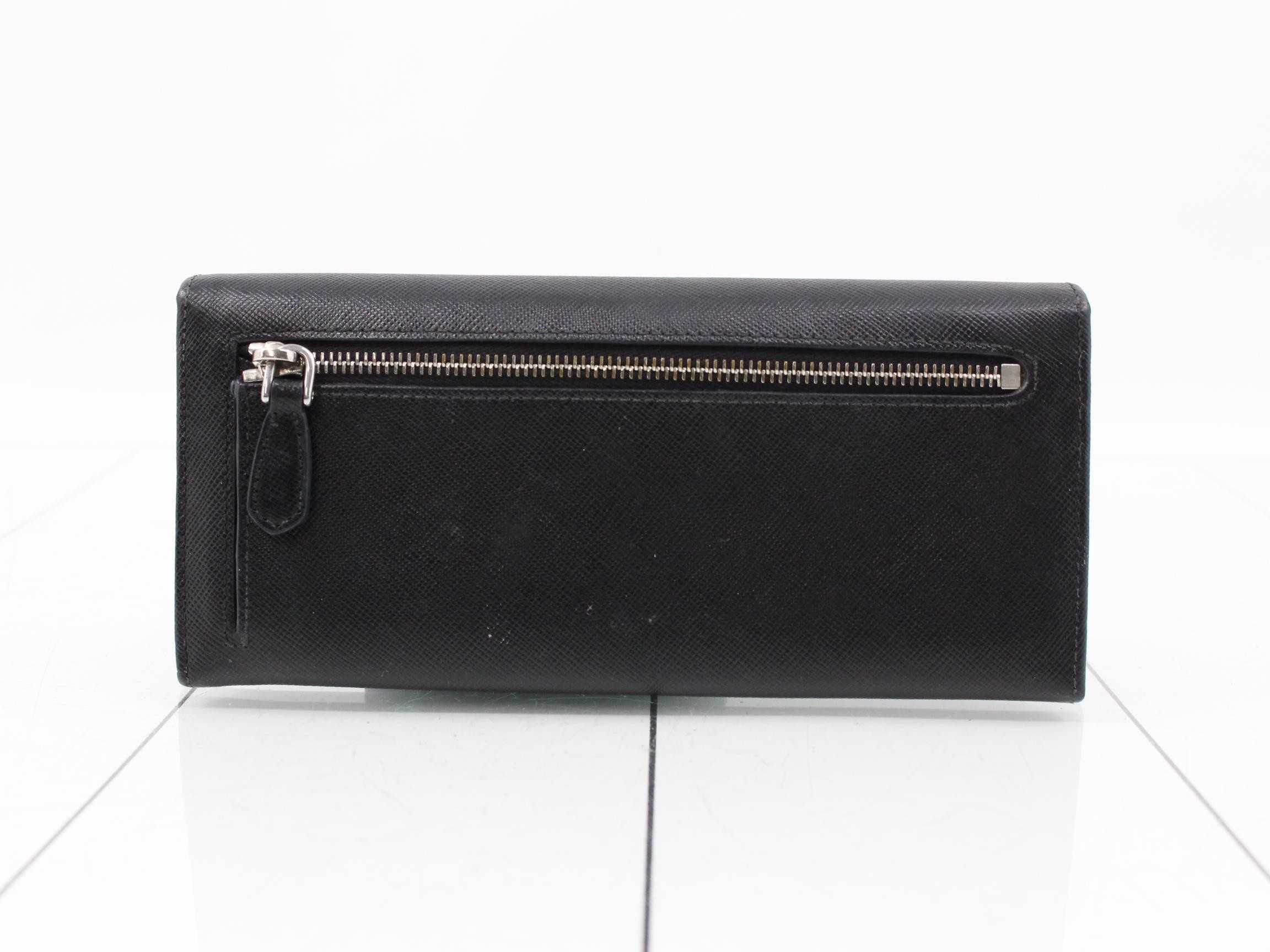 long wallet — view 2
