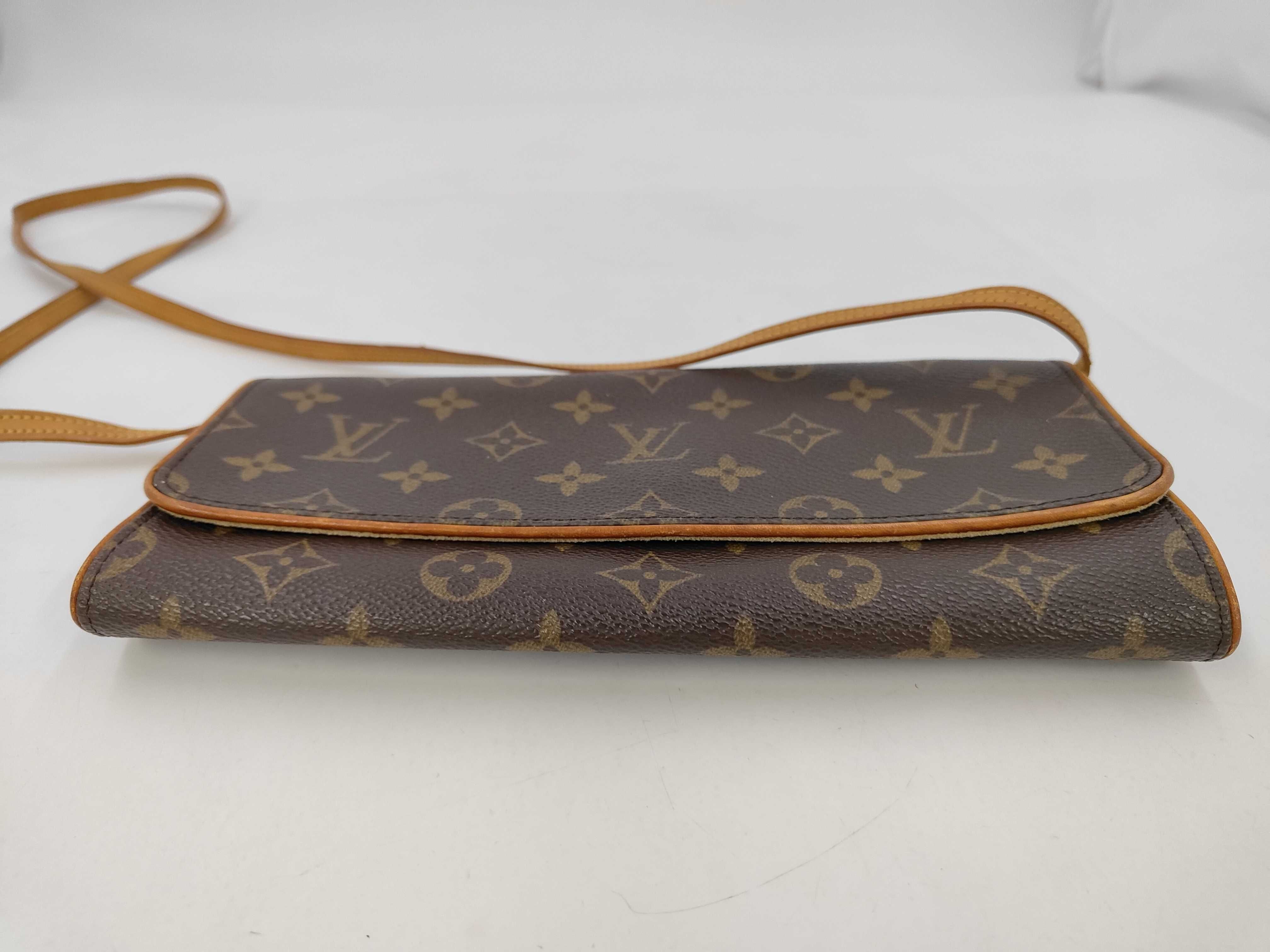 Monogram Louis Vuitton Monogram Pochette Twin GM FL0071 Pouch — view 3
