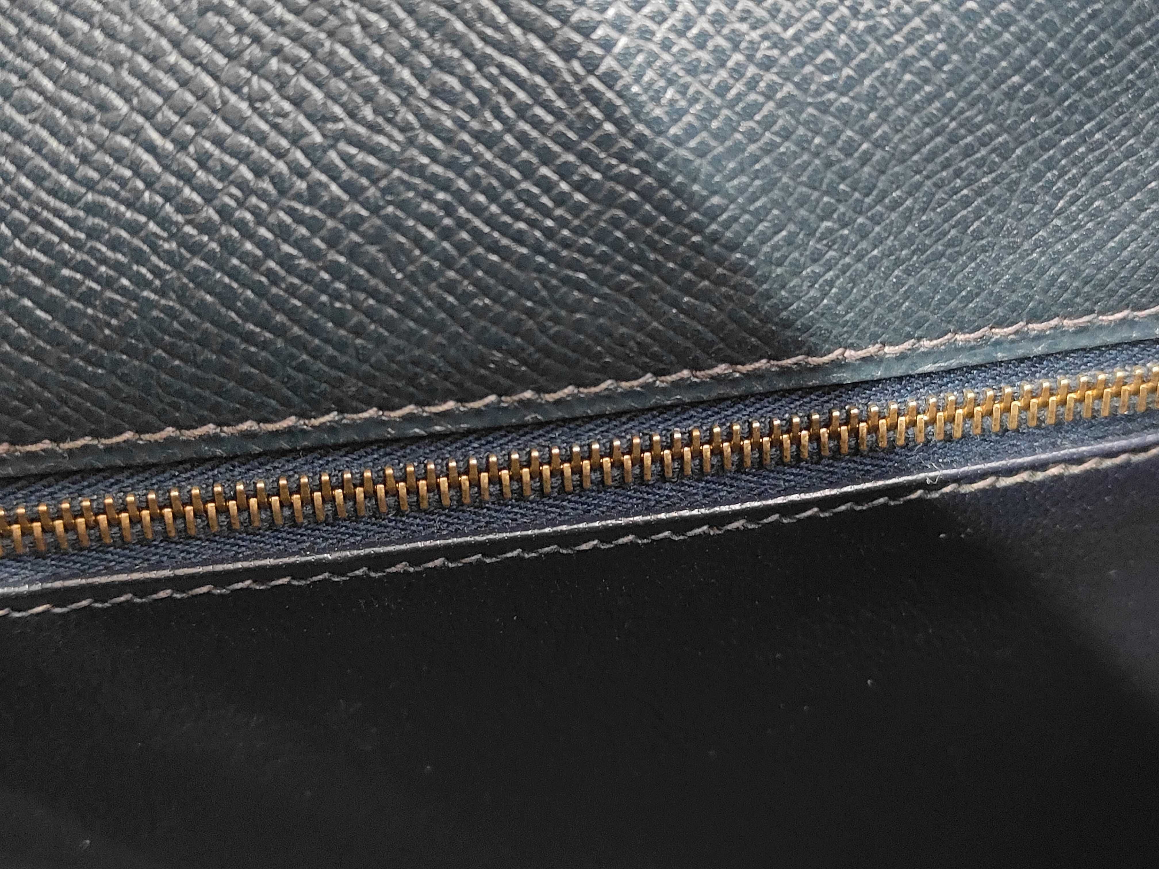 Kelly 32 Courchevel Leather Navy Gold Hardware C Handbag — view 13