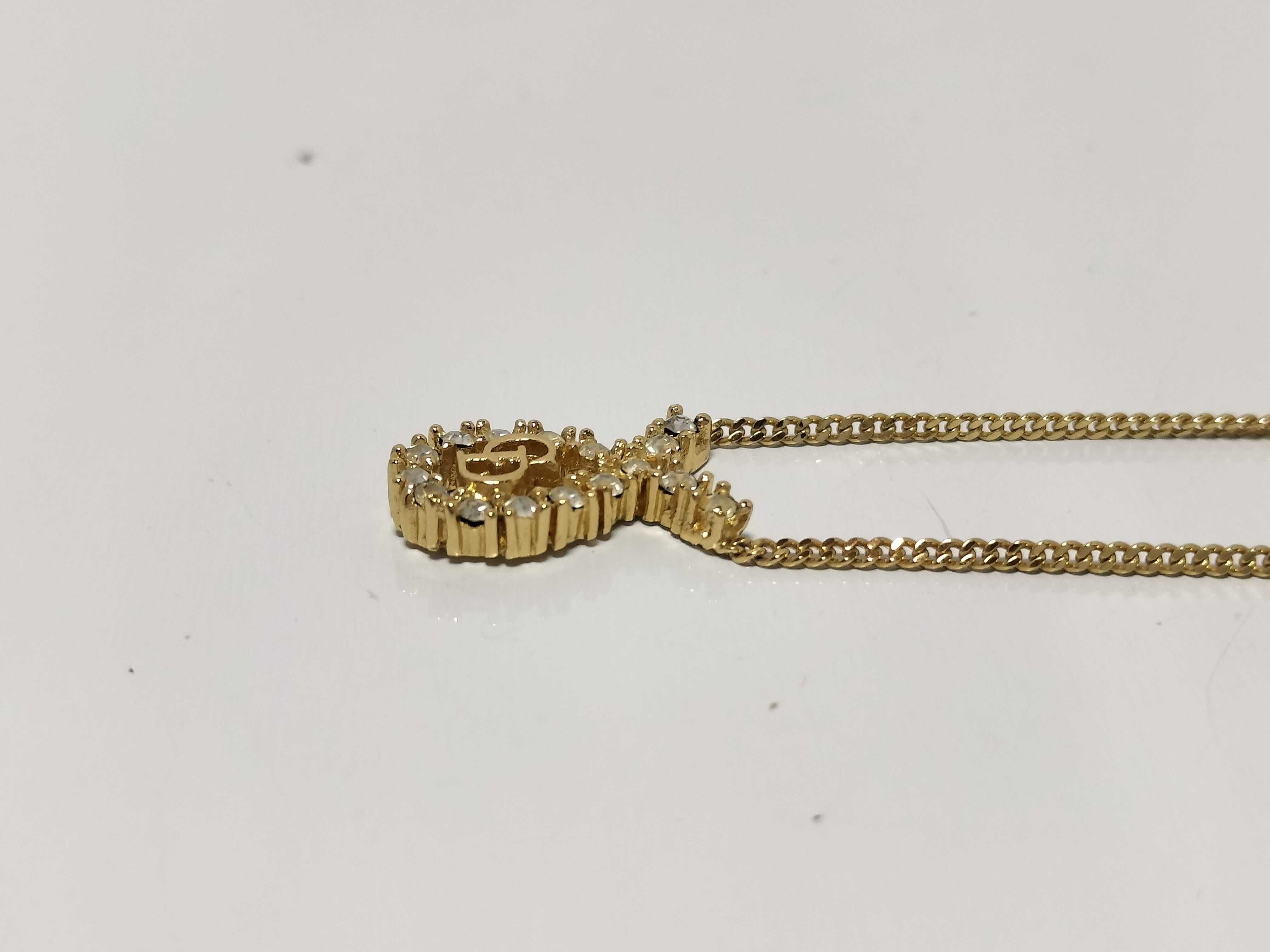 Christian necklace, drop motif, gold necklace — view 2