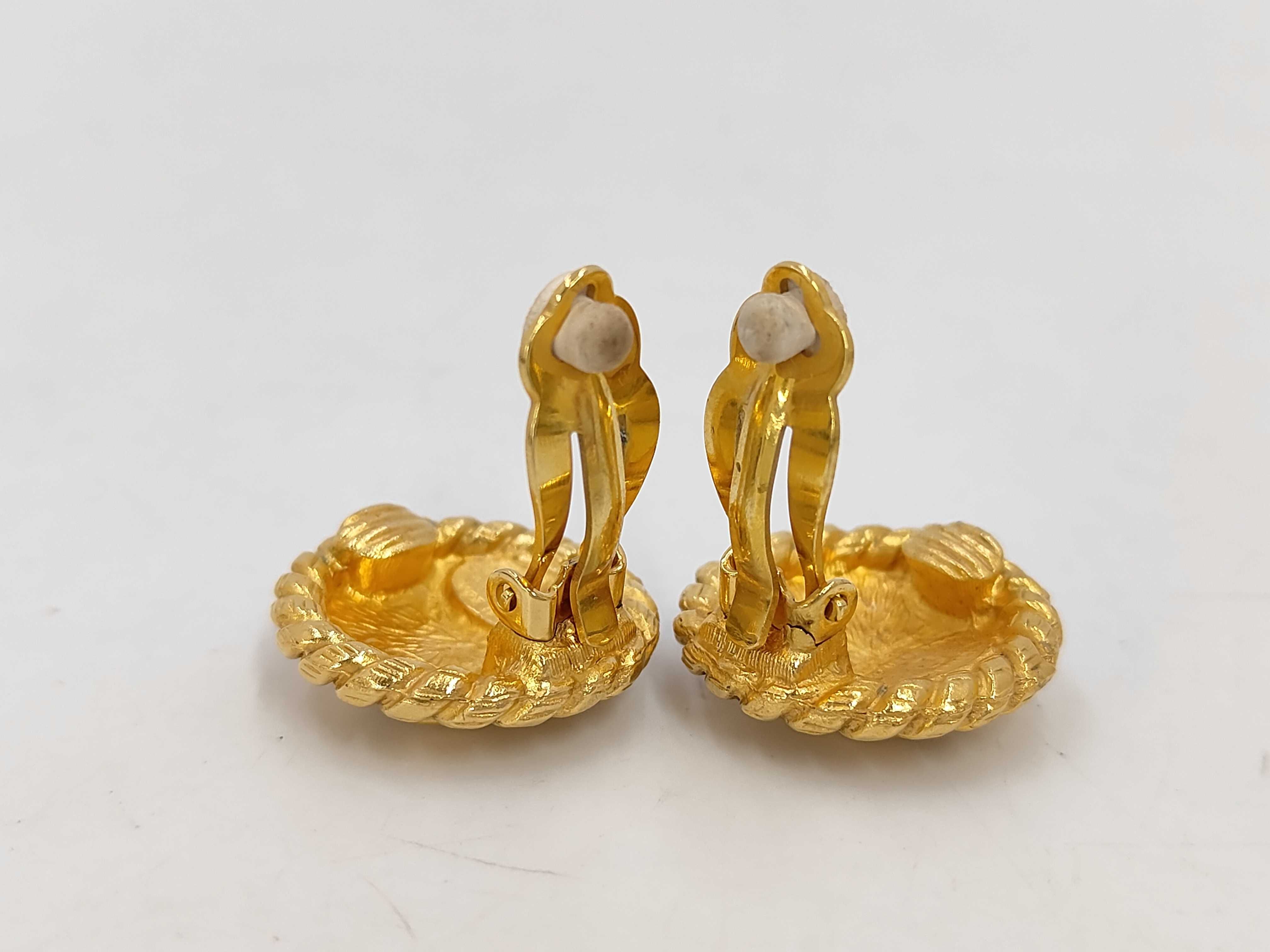 earrings — view 4