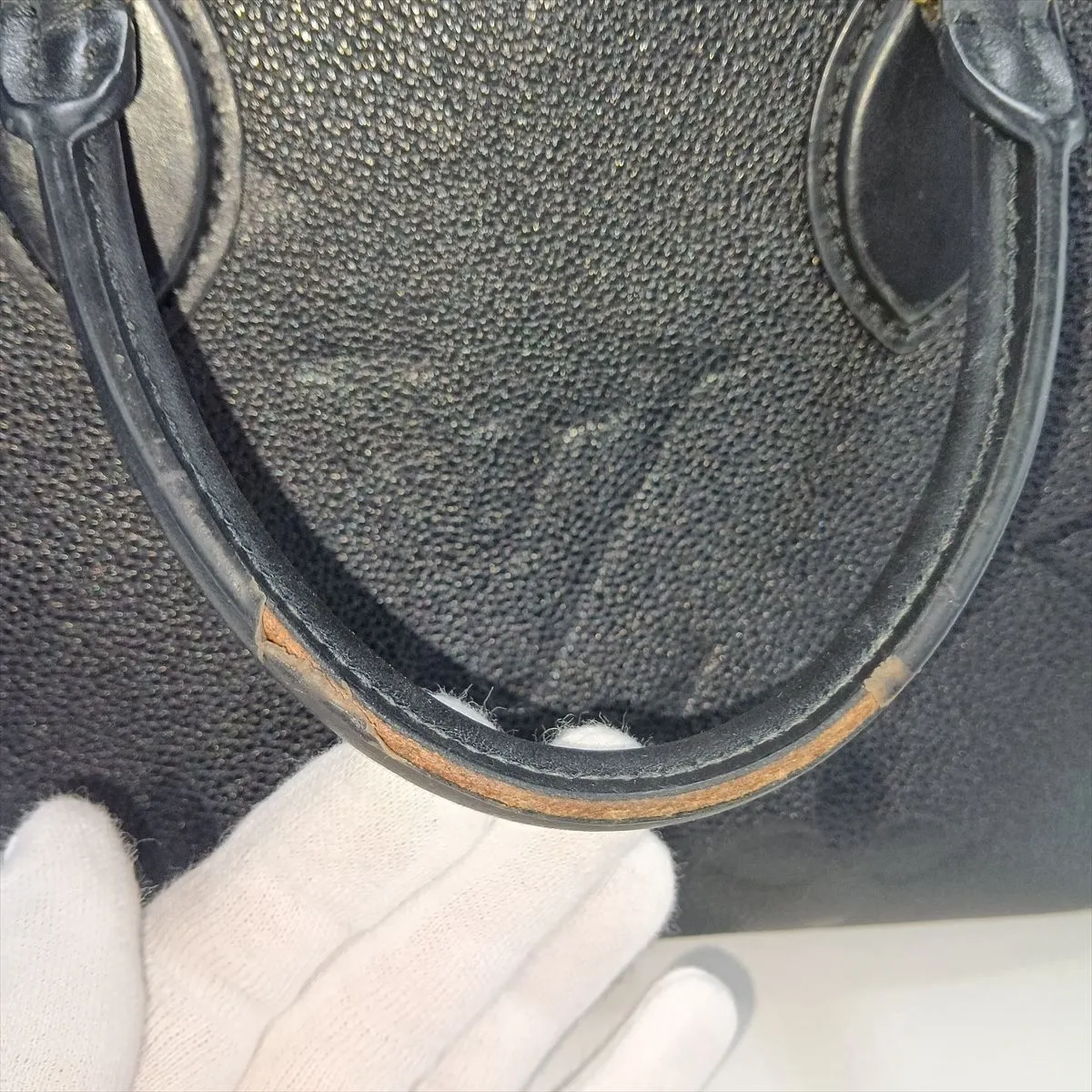 Monogram Empreinte OnTheGo PM M45653 Black (RFID detected) — view 10