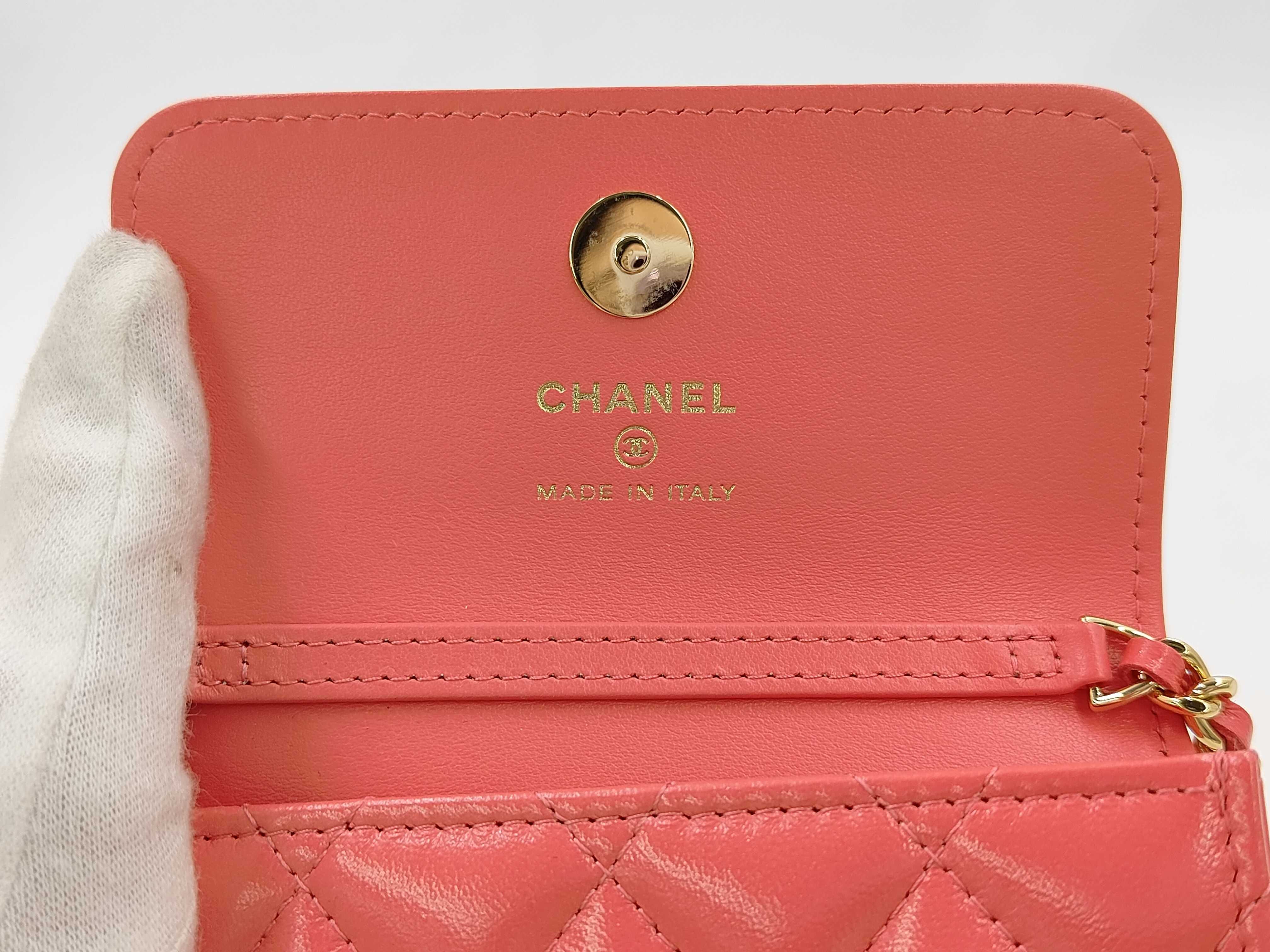 Matelassé Chain Shoulder Bag — view 8