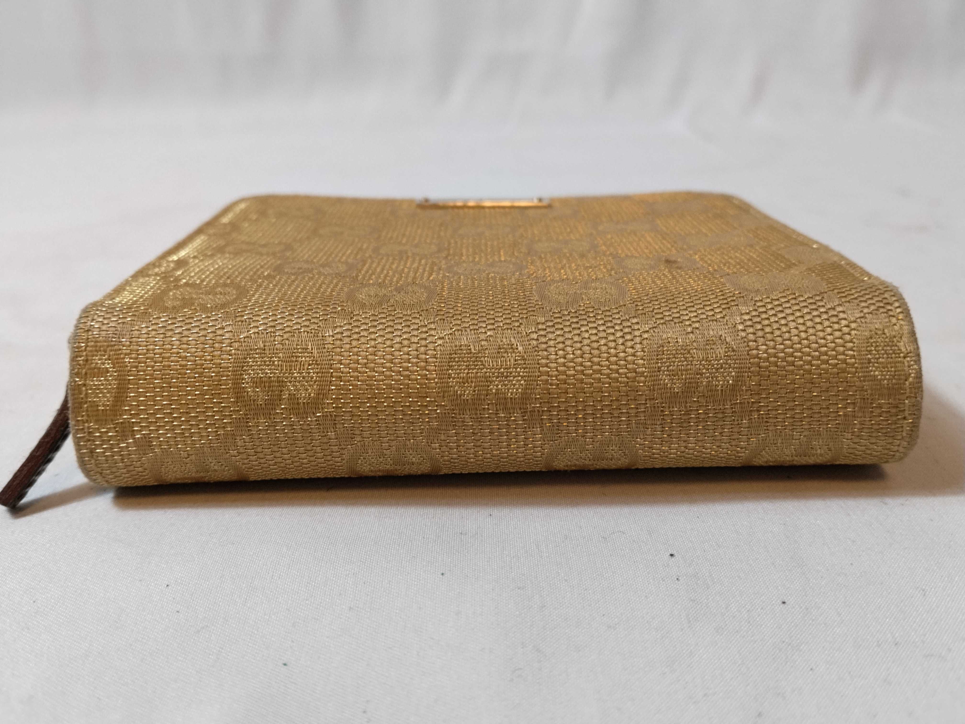 GG Canvas Bi-fold Wallet — view 3