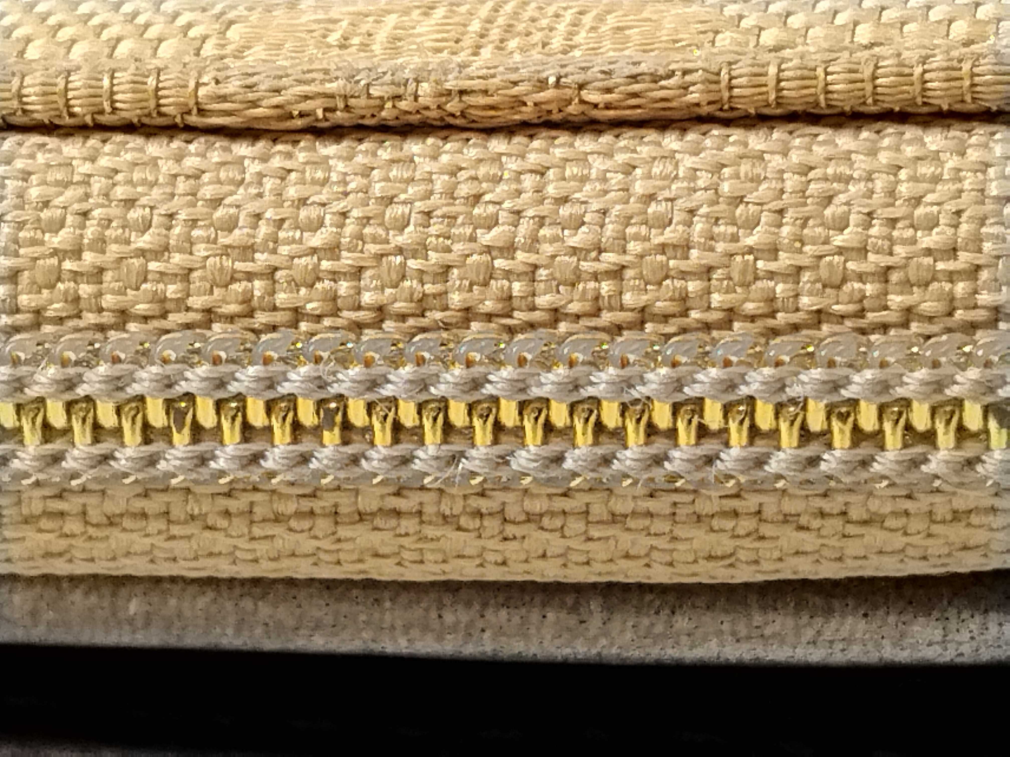 GG Canvas Bi-fold Wallet — view 8