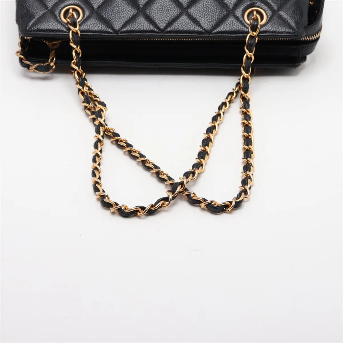 Matelassé Caviar Skin Chain Handbag, Black with Gold Hardware, 3793889 (Random Serial Number) — view 5