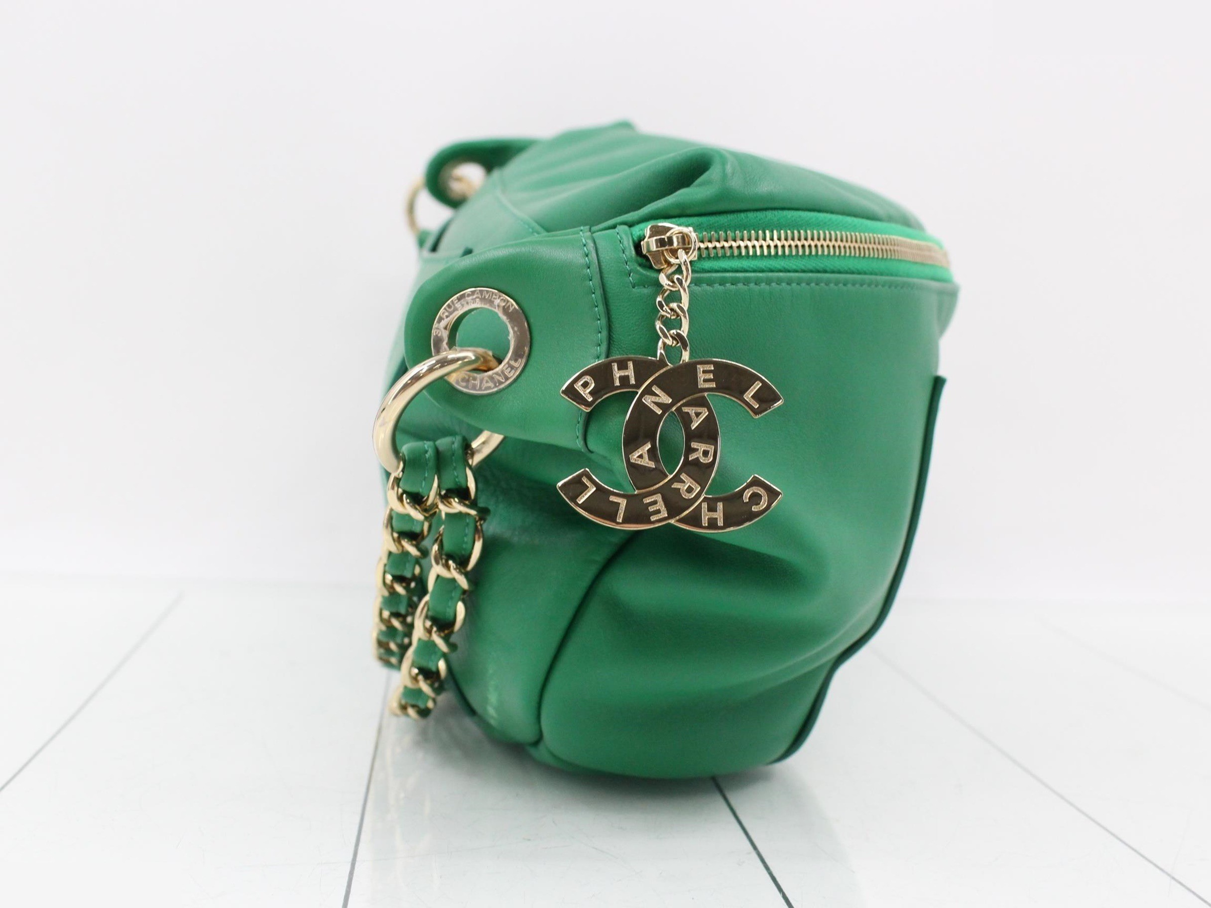 Matelassé (bag) - Shoulder bag — view 4