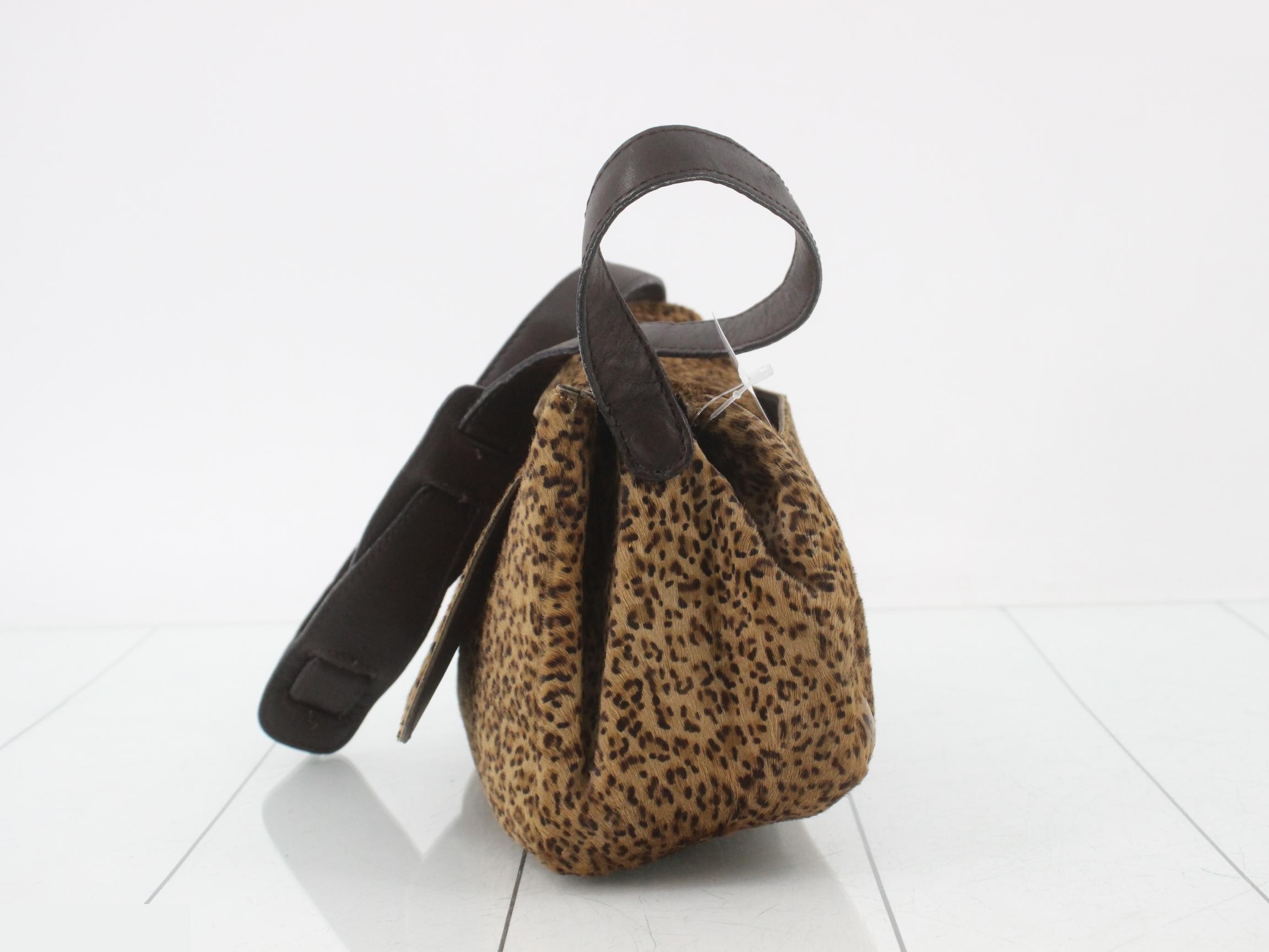 Leather leopard print shoulder bag, brown, silver hardware. — view 3