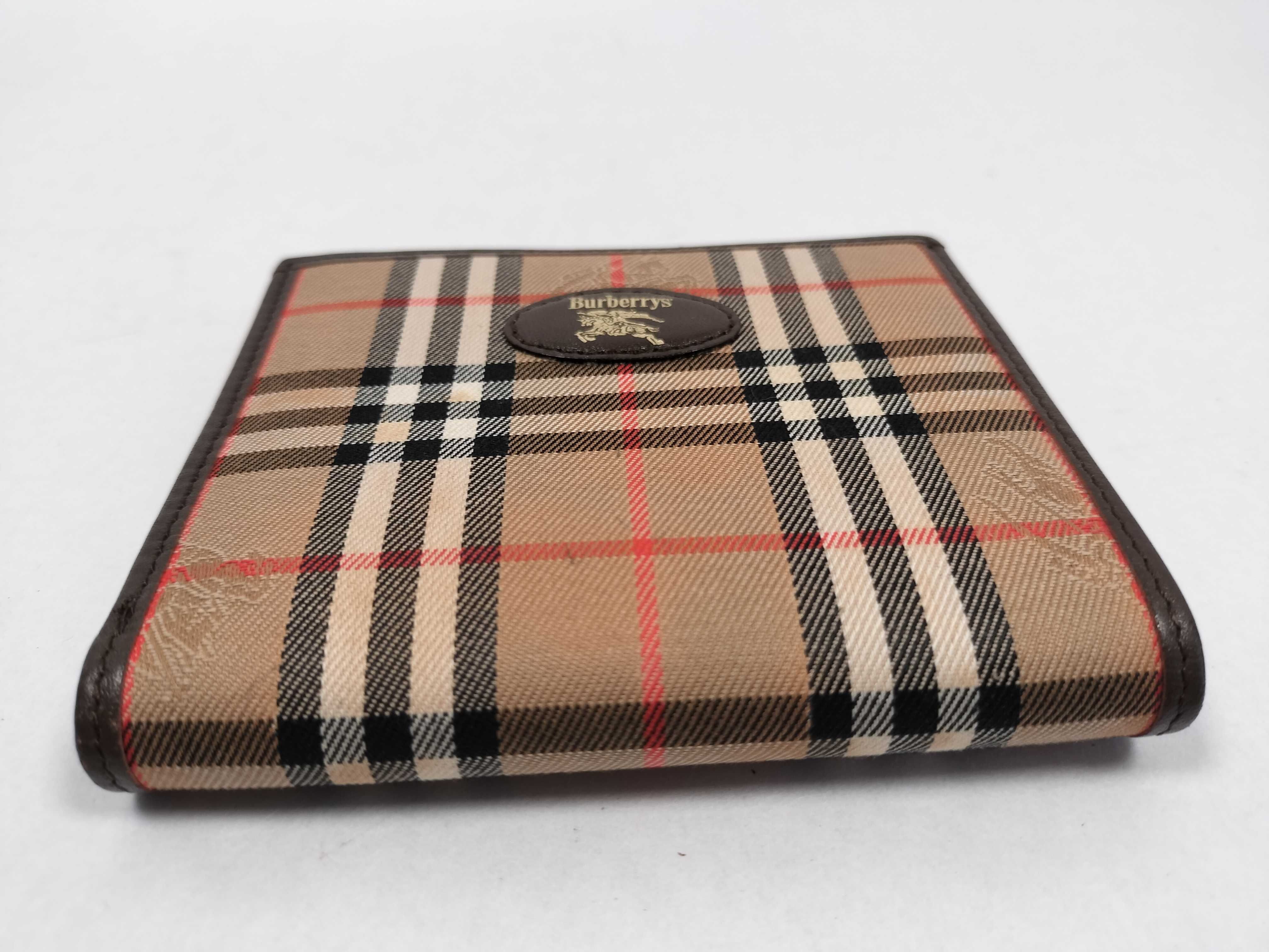wallet — view 3