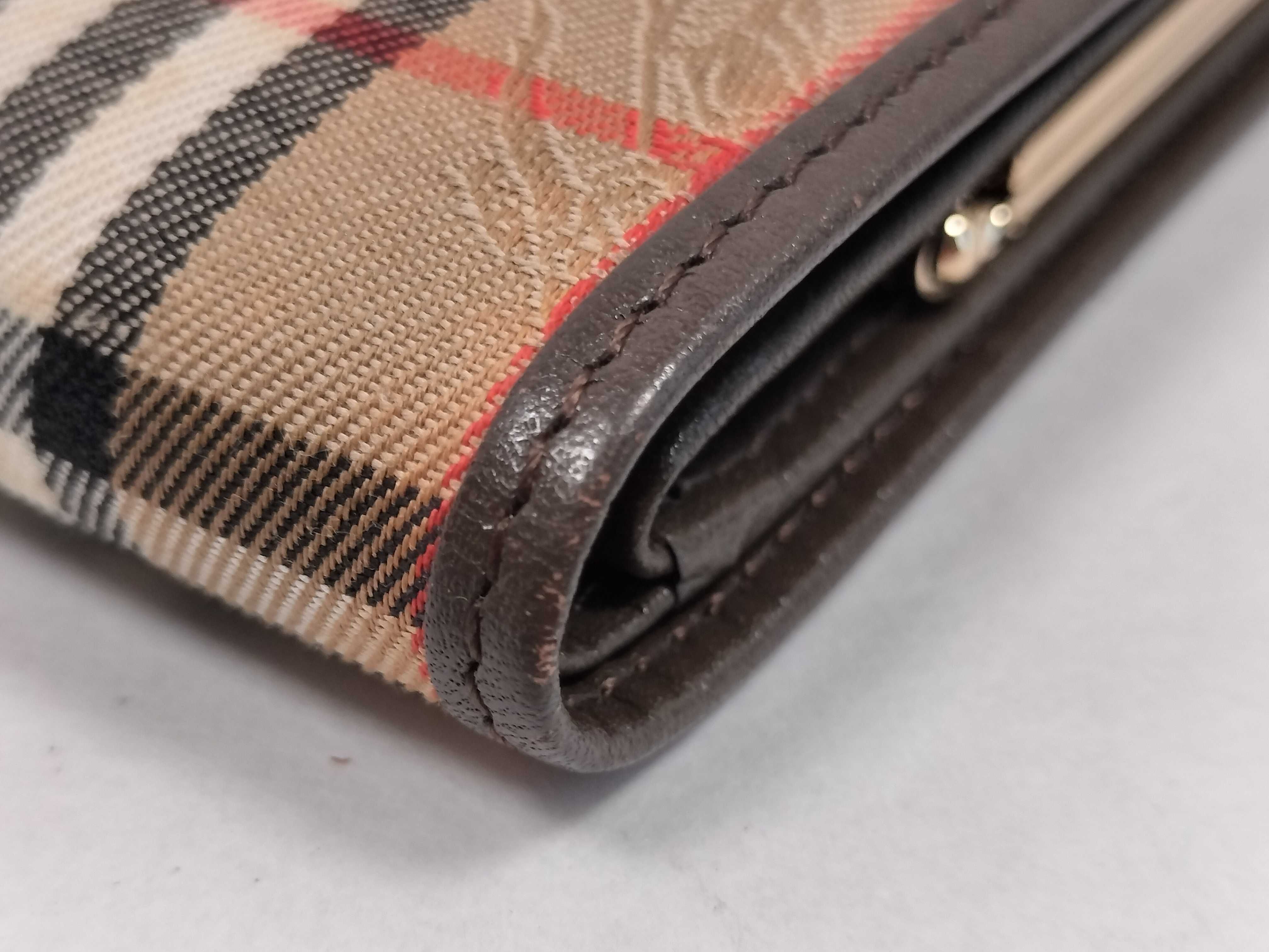 wallet — view 4