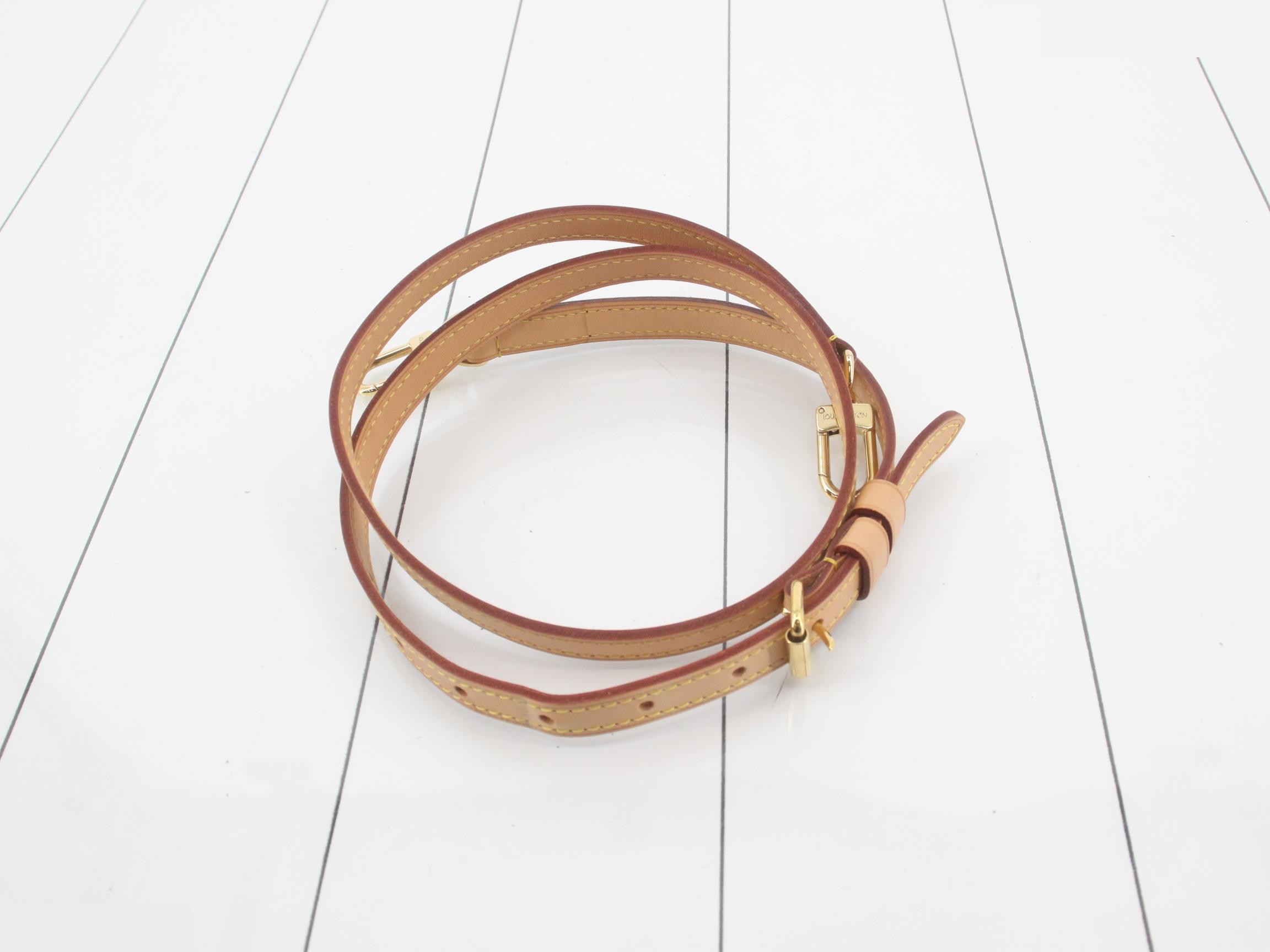 Rivoli PM Monogram — view 7