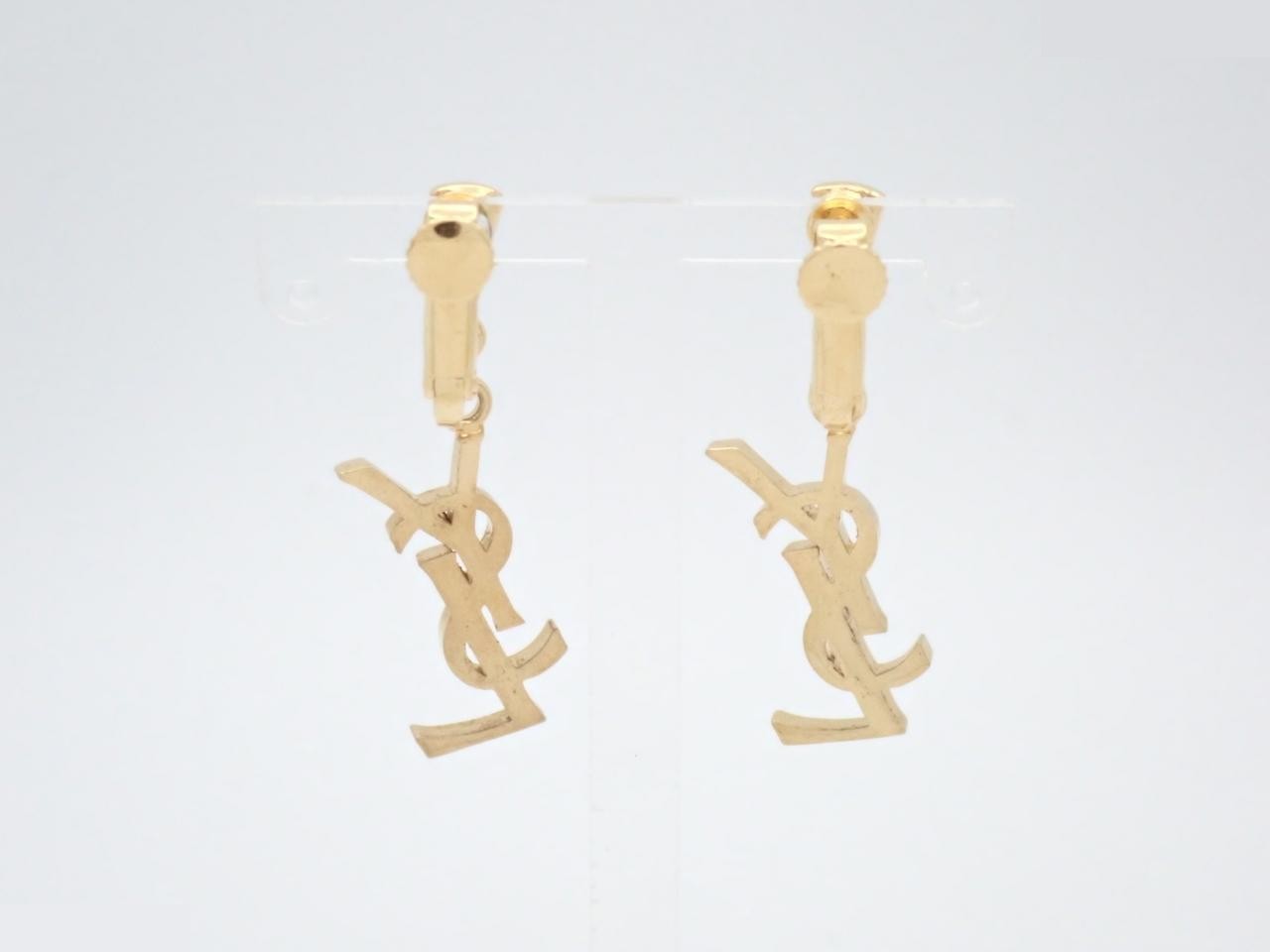 Other lines: Precious metals and earrings — view 2