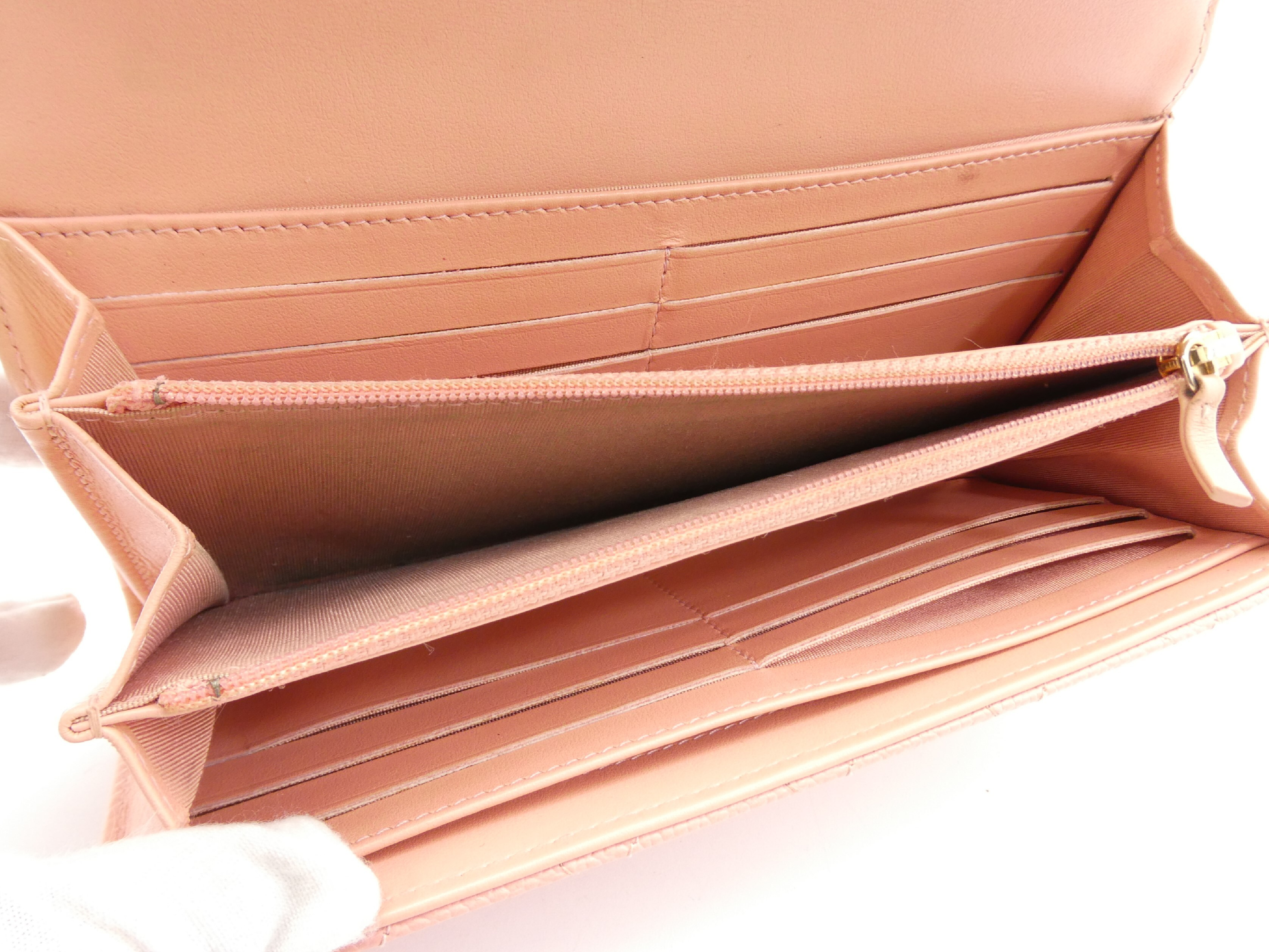 CC Filigree Matelassé Caviar Skin Wallet — view 6