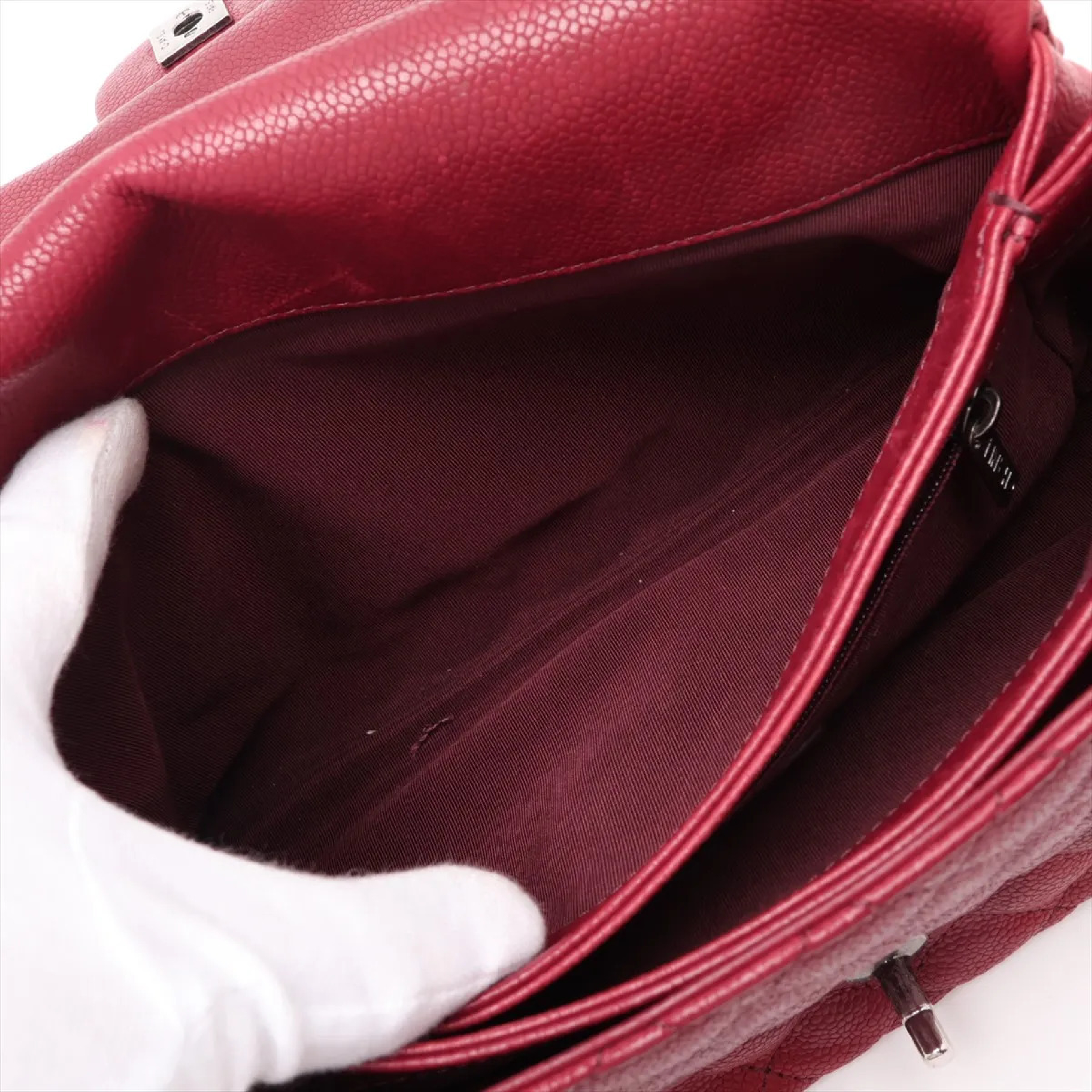 Matelassé Caviar Skin Chain Shoulder Bag, with original seal and card, serial number in the 23 range. — view 9