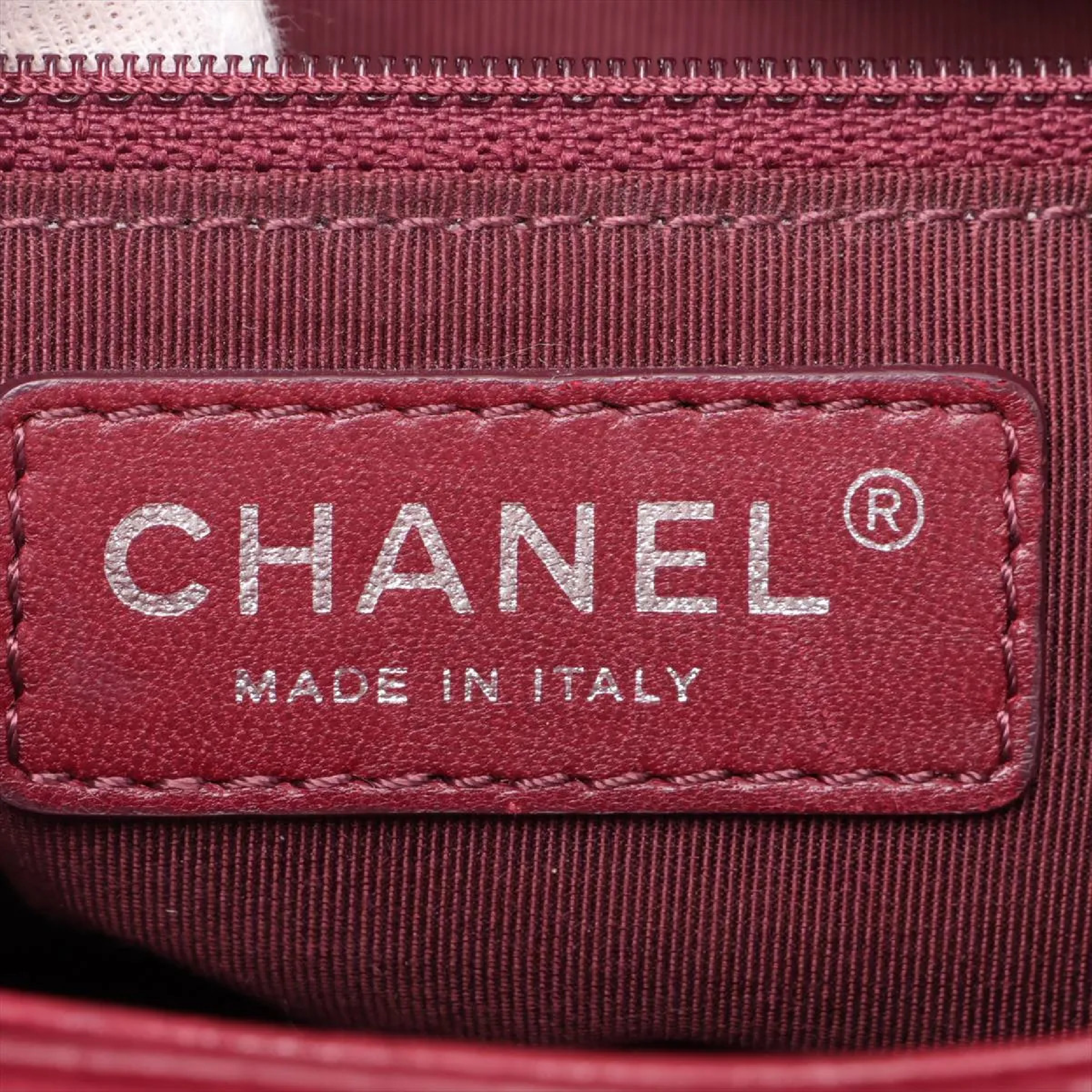 Matelassé Caviar Skin Chain Shoulder Bag, with original seal and card, serial number in the 23 range. — view 10