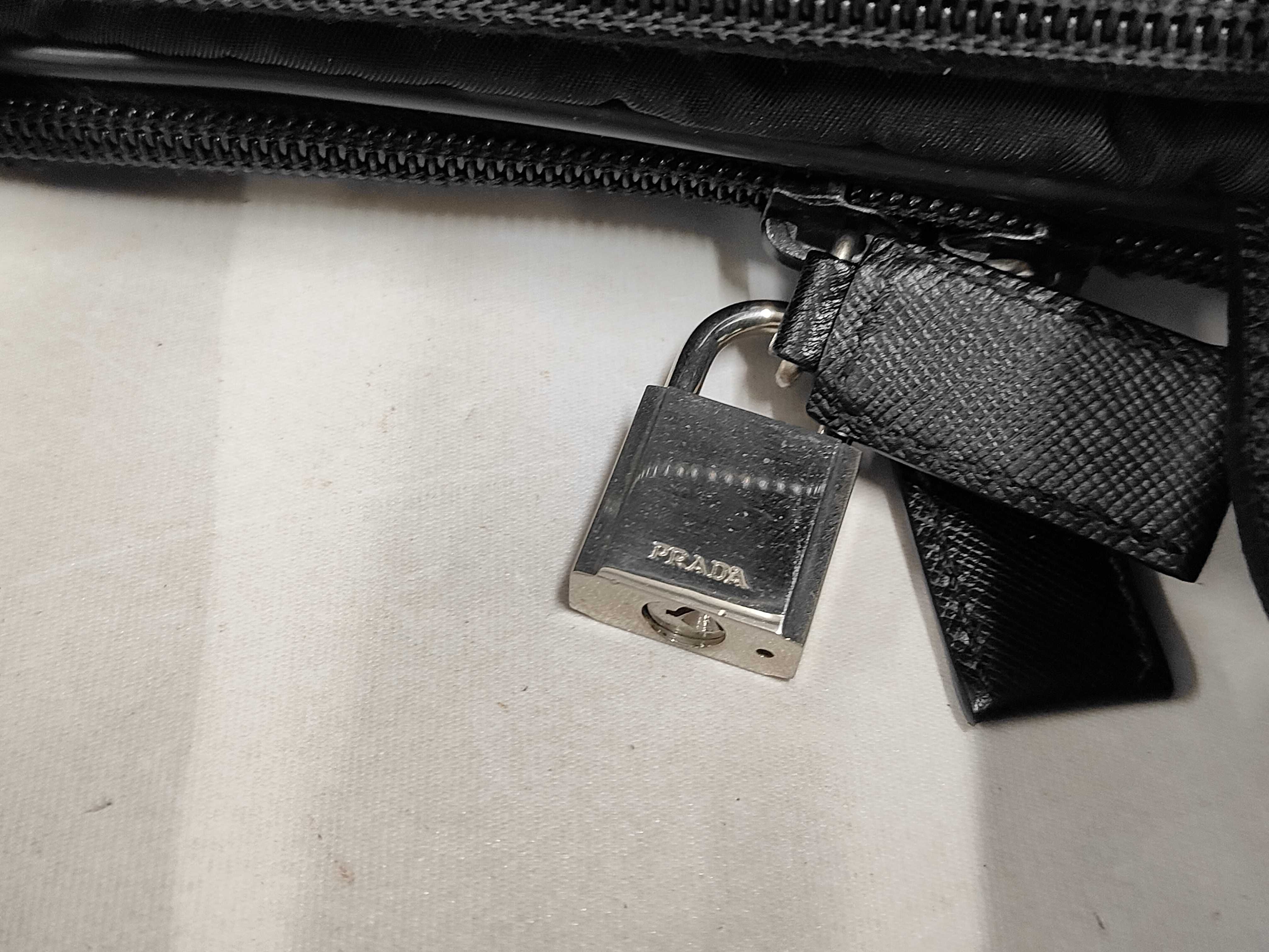 Nylon Leather Business Shoulder Bag, Black, with Serial Number Card, Padlock, Key Pouch. — view 7