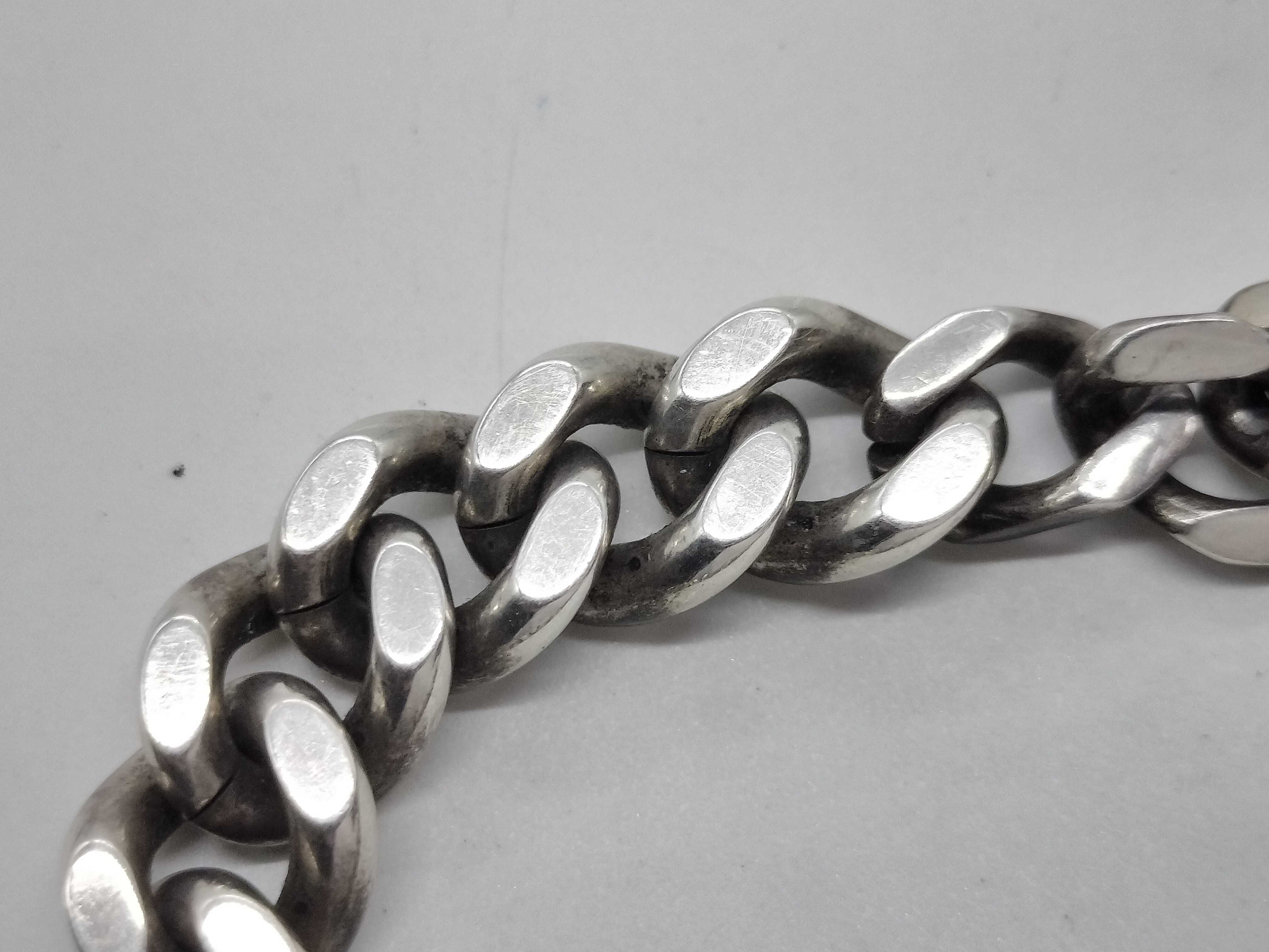 Silver Curved Chain Bracelet (Bracelet/Bangle) — view 7
