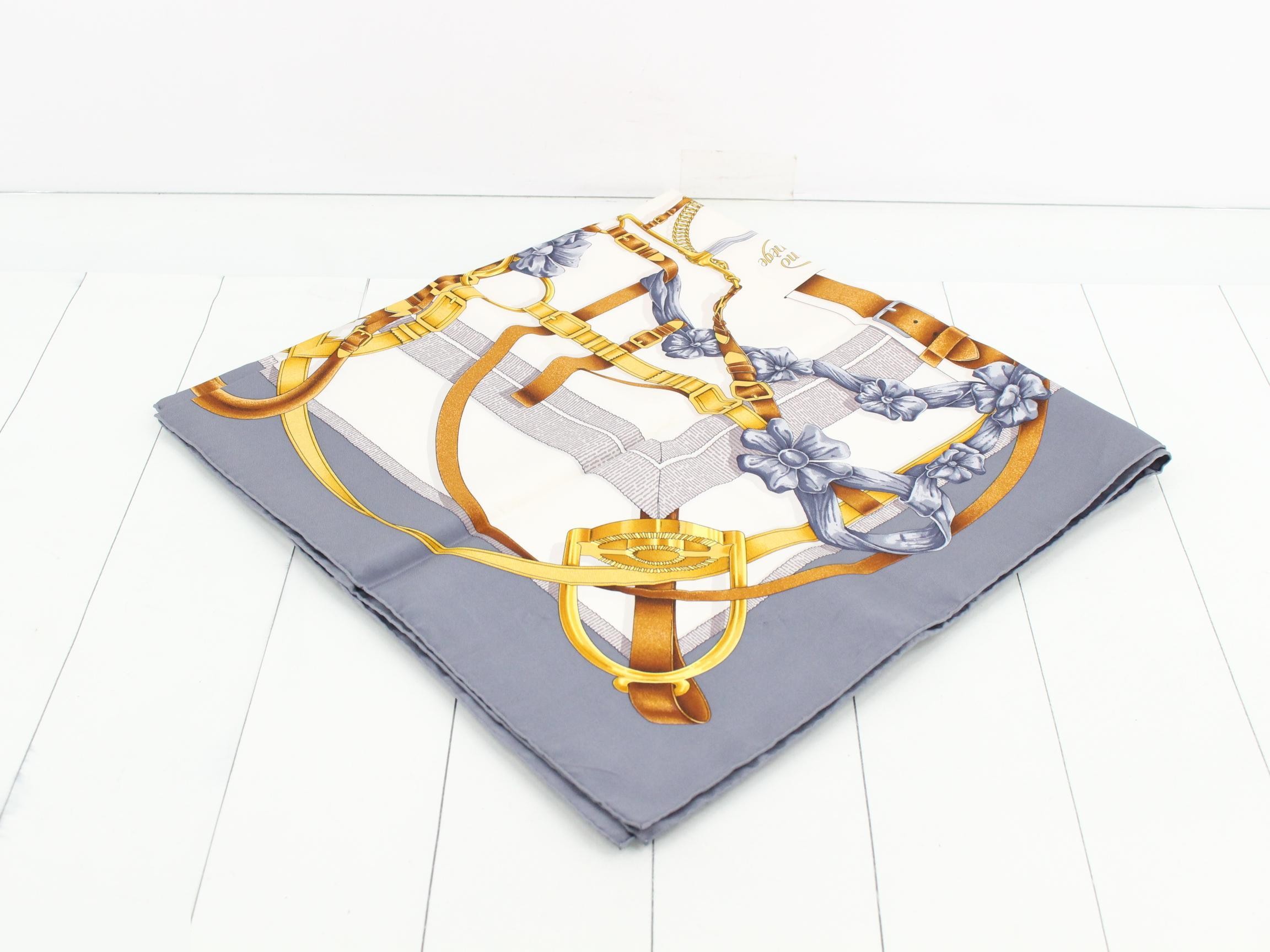 scarf — view 2