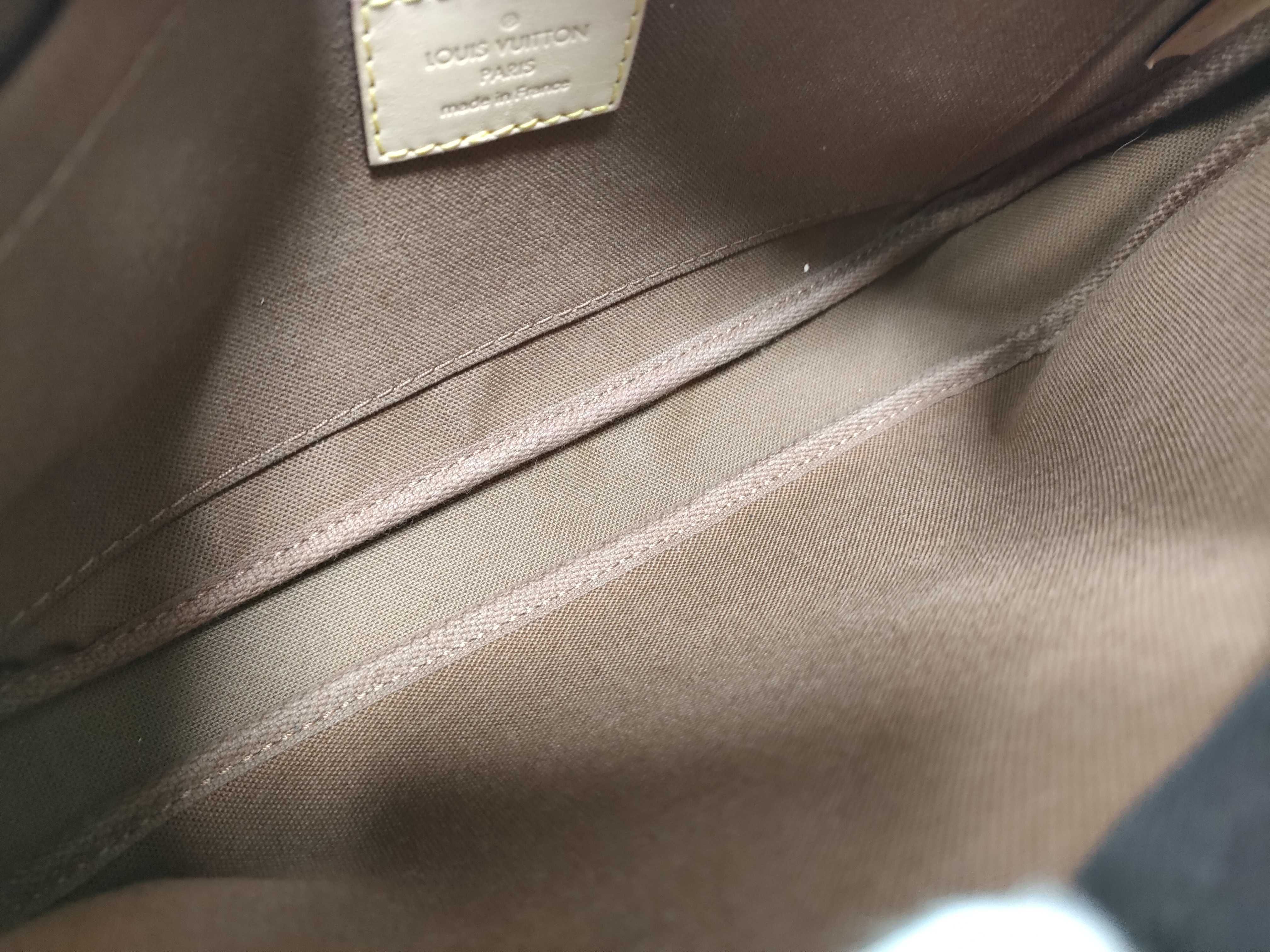 Monogram Louis Vuitton Monogram Pouch Pochette Shoulder Bag Pouch — view 14
