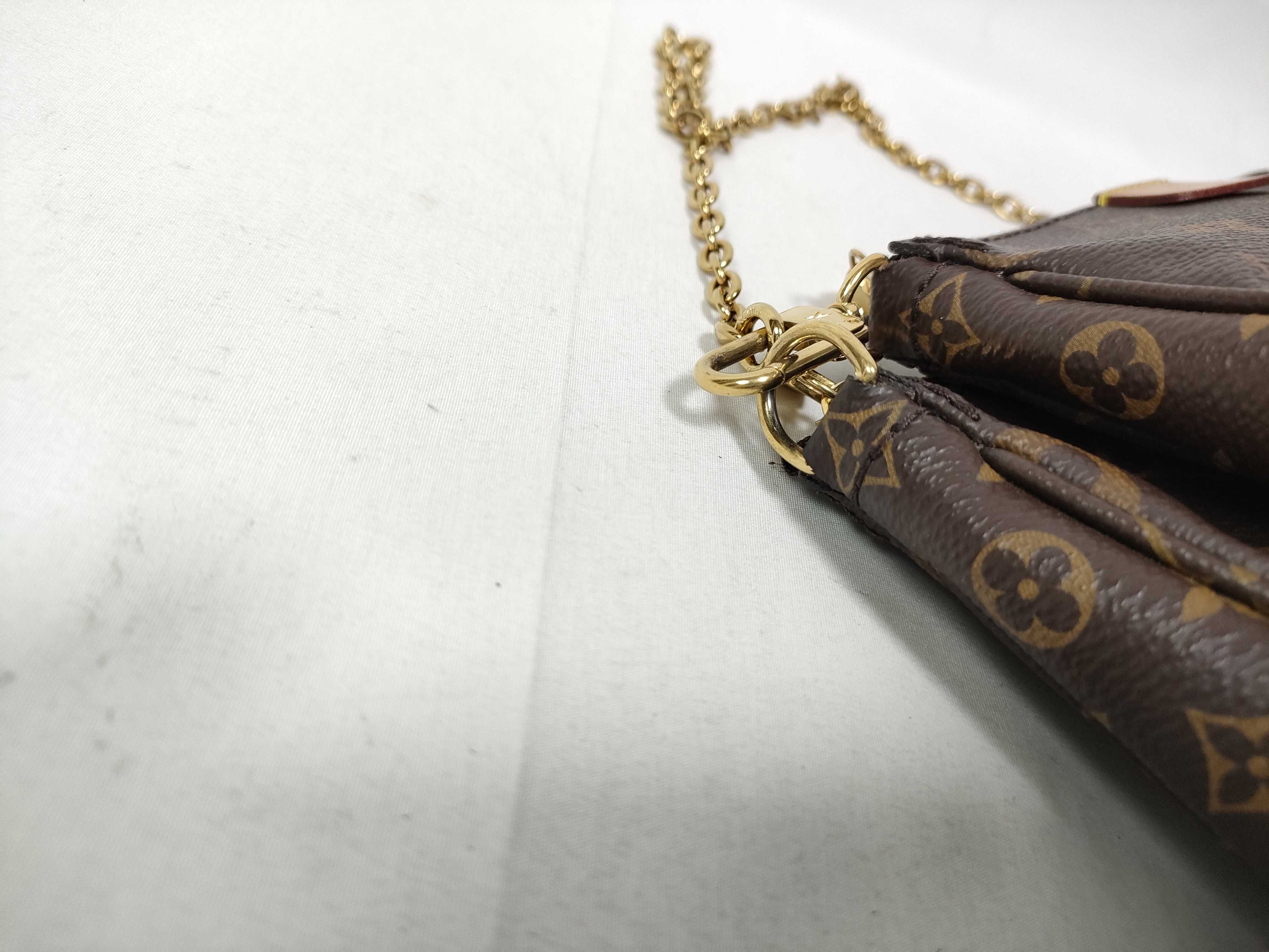 Monogram Louis Vuitton Monogram Pouch Pochette Shoulder Bag Pouch — view 6