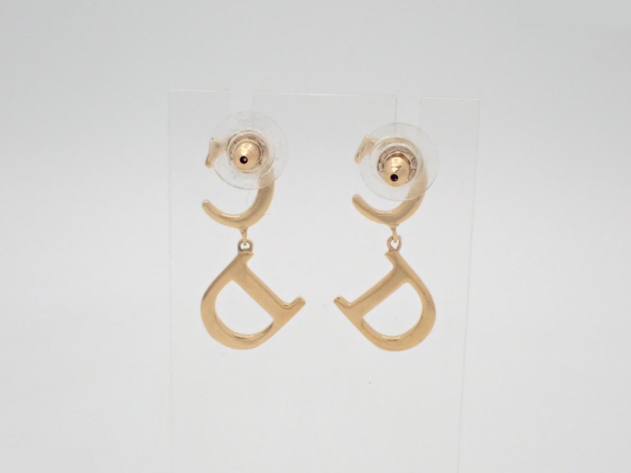 earrings — view 2