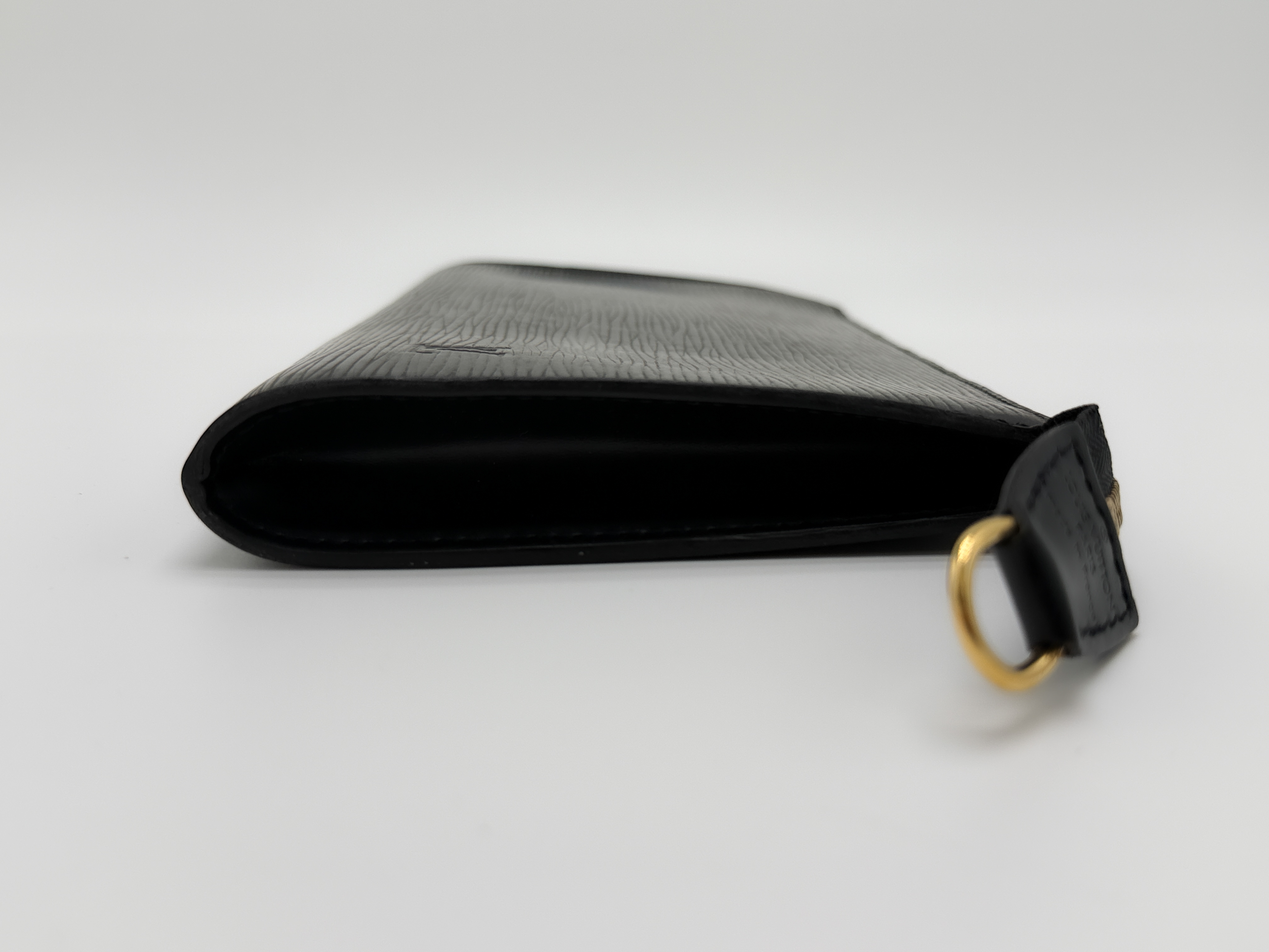 Epi M52942 Pochette Accessoires Noir AR0051 Accessory Pouch — view 5