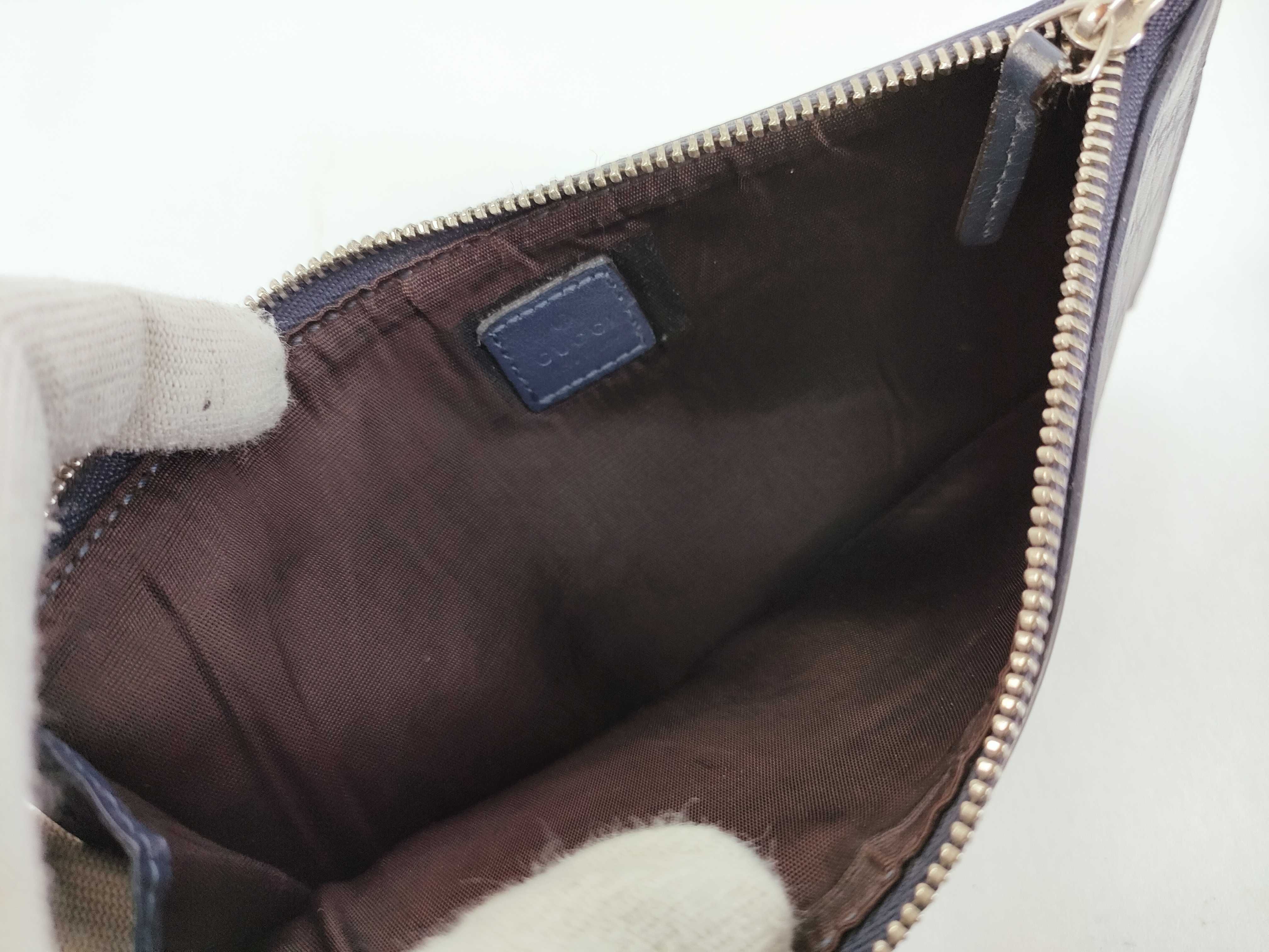 wallet, blue wallet — view 15