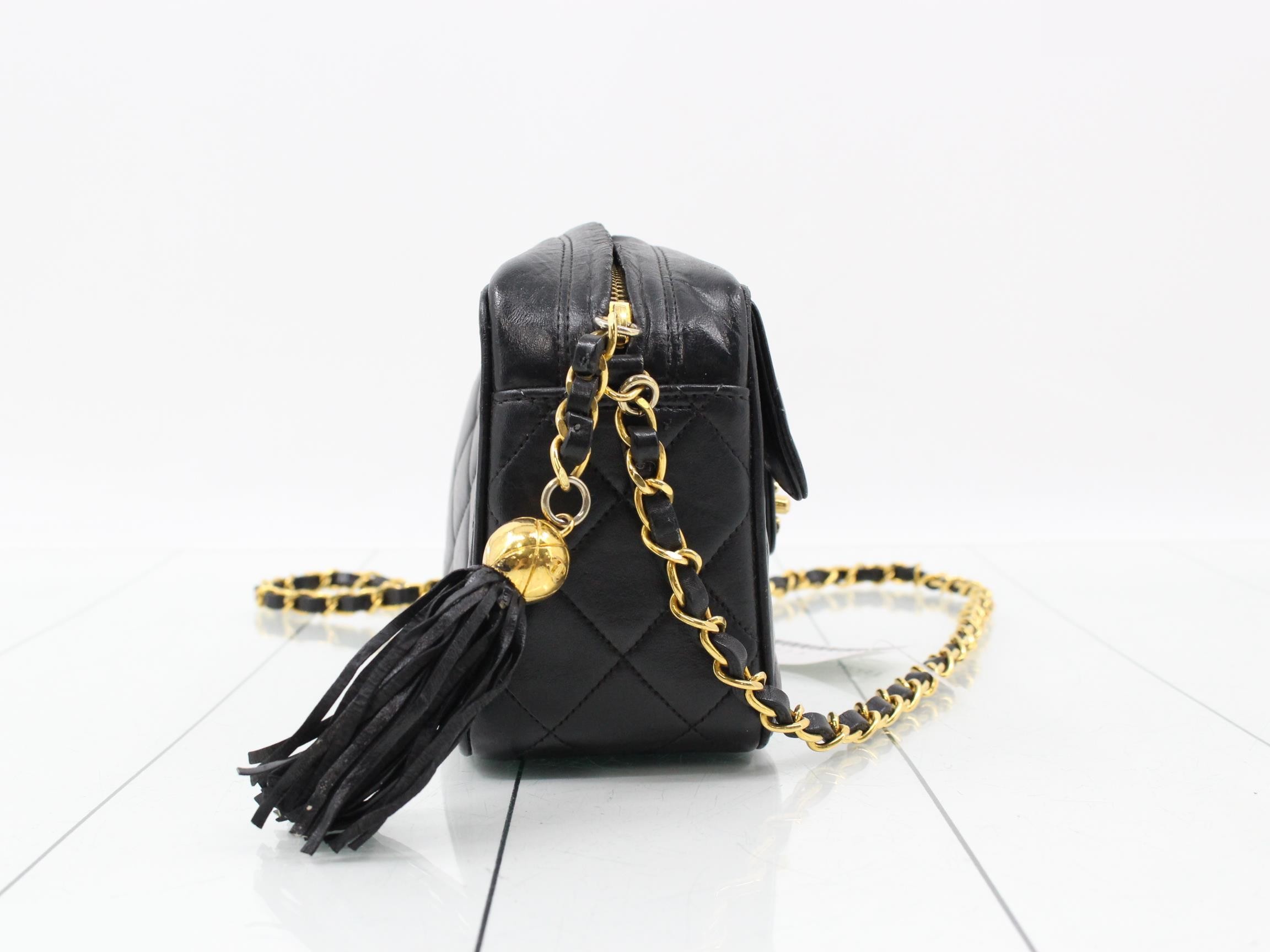 Matelassé Shoulder Bag — view 4