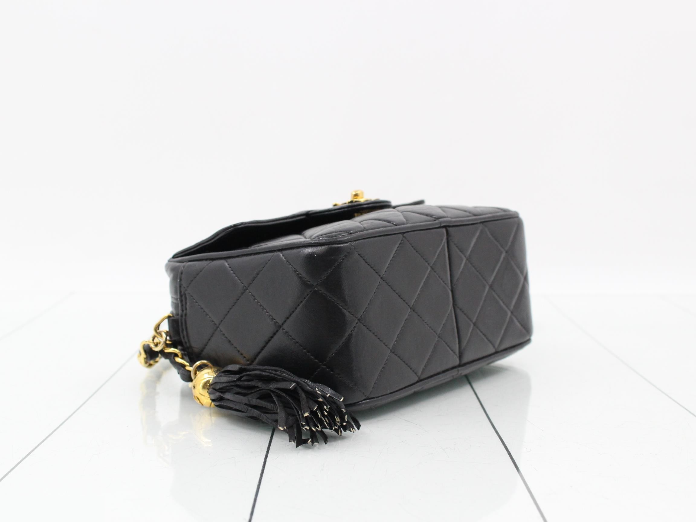 Matelassé Shoulder Bag — view 5