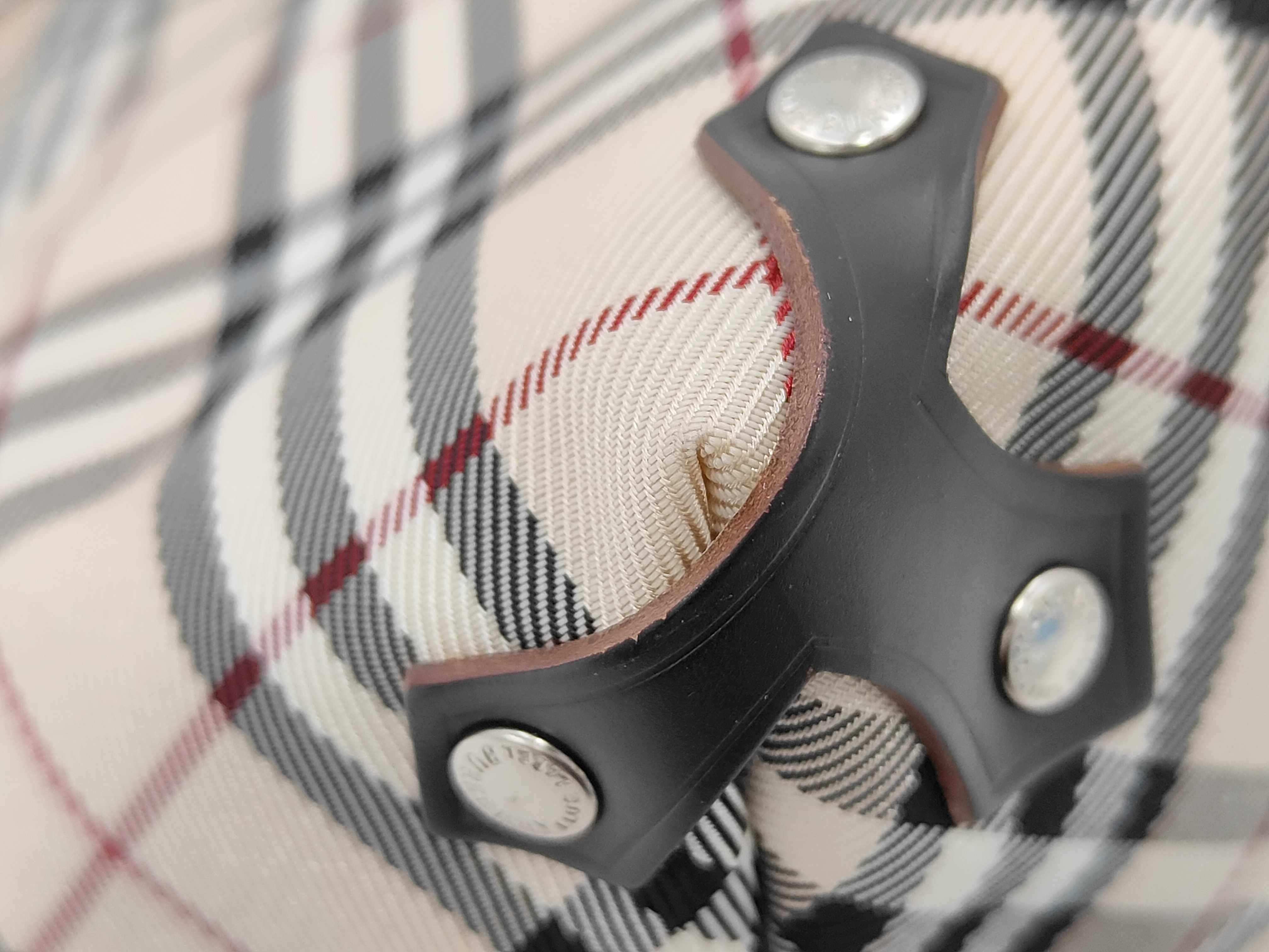 Blue Label Burberry Tote Bag — view 6