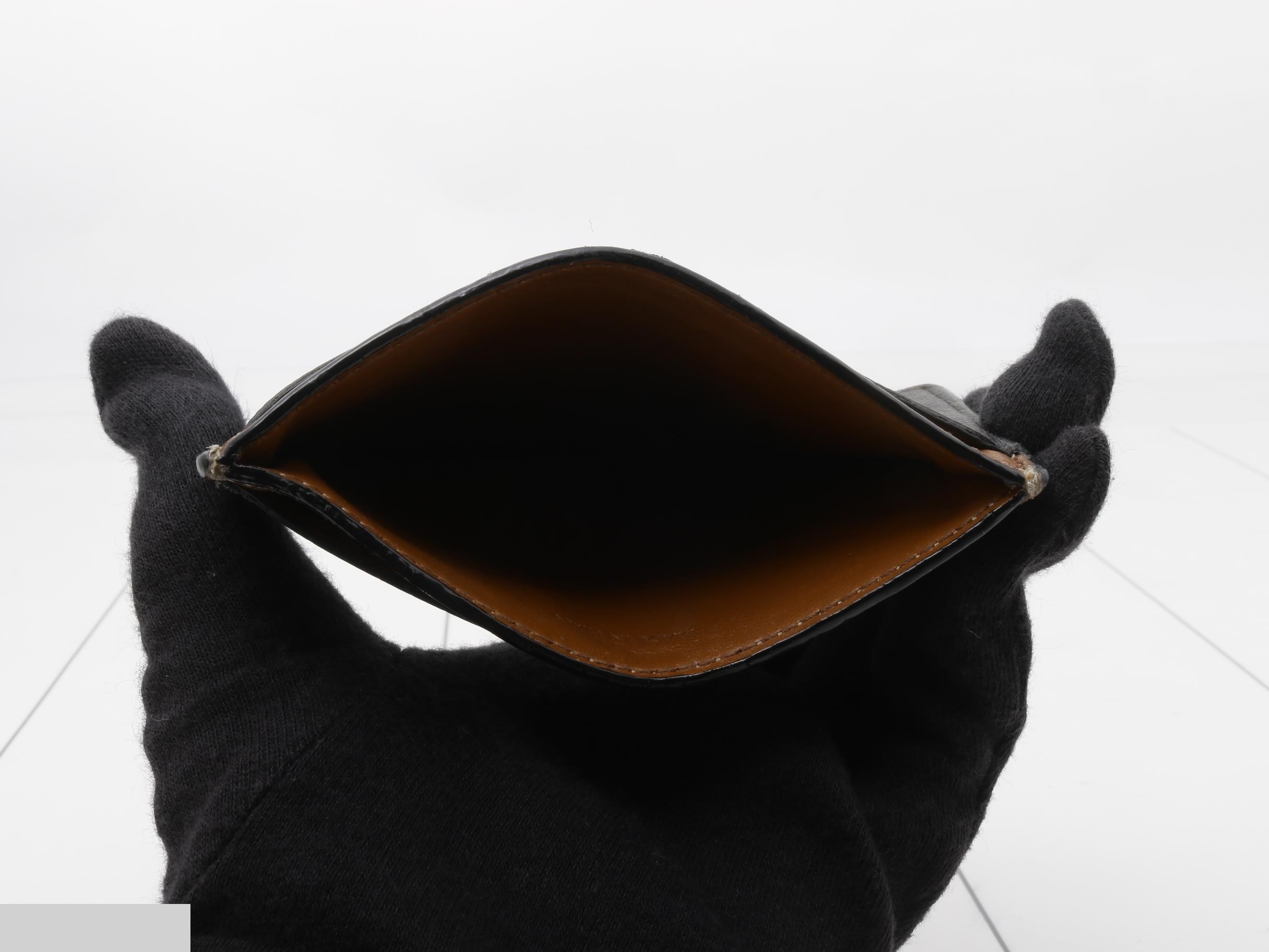 Card case — view 4